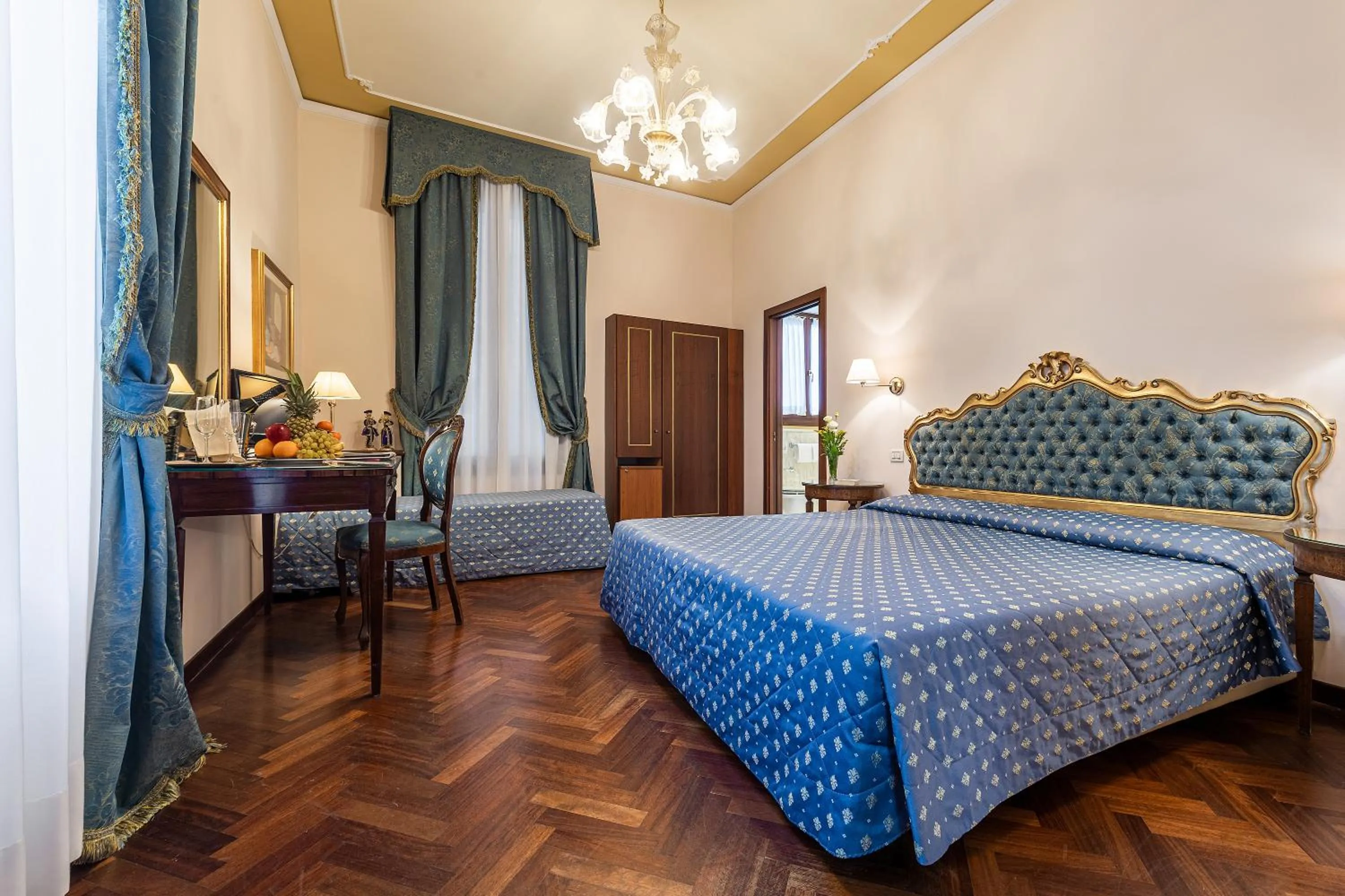 Bed in Locanda Sant'Agostin