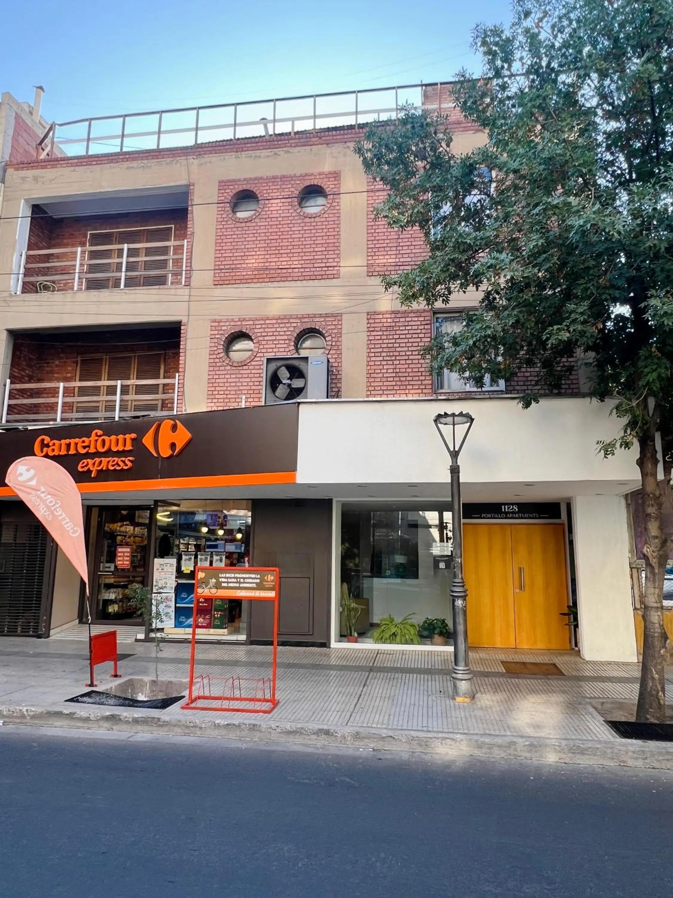Portillo Apartments