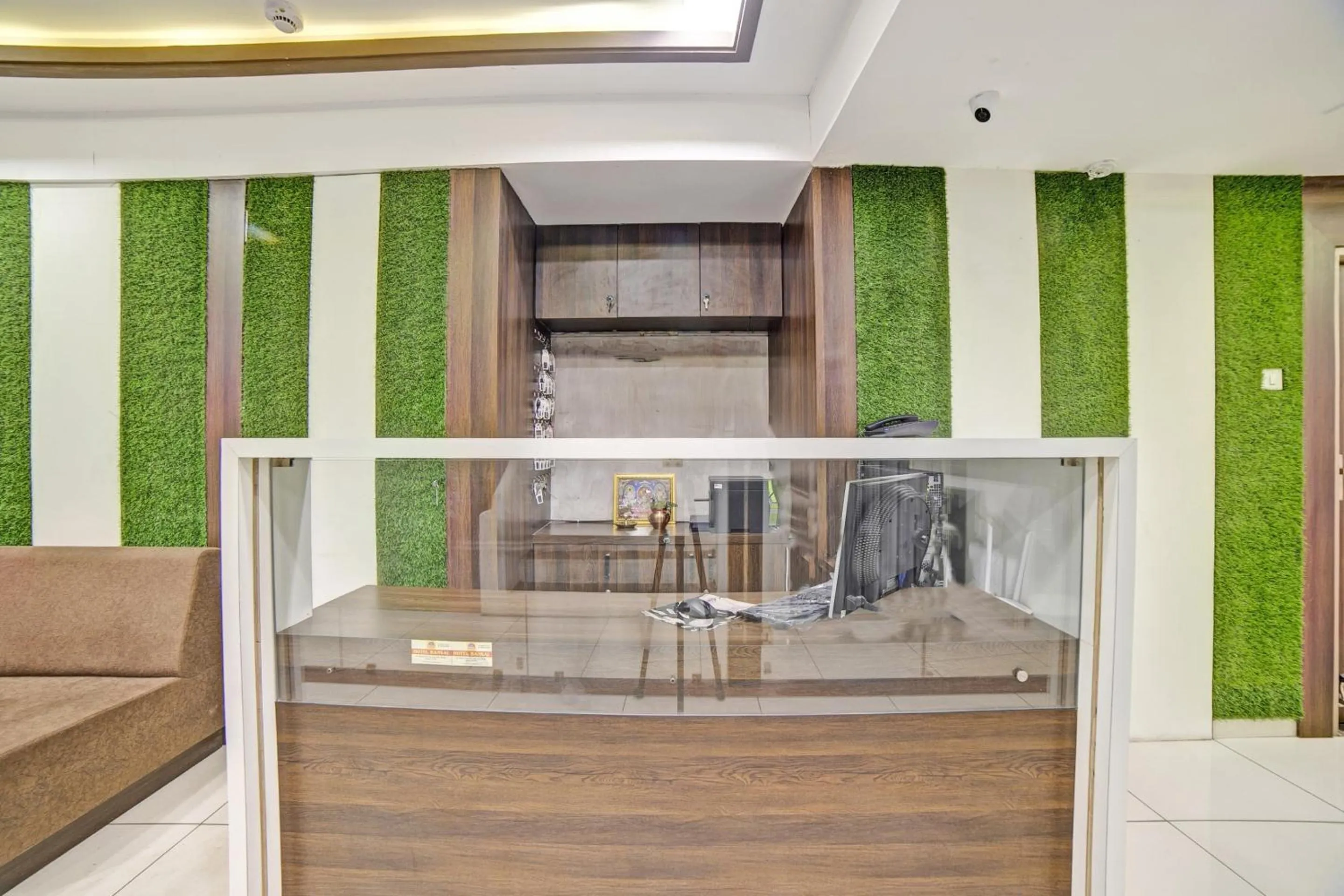 Lobby or reception in Super Townhouse Tulip