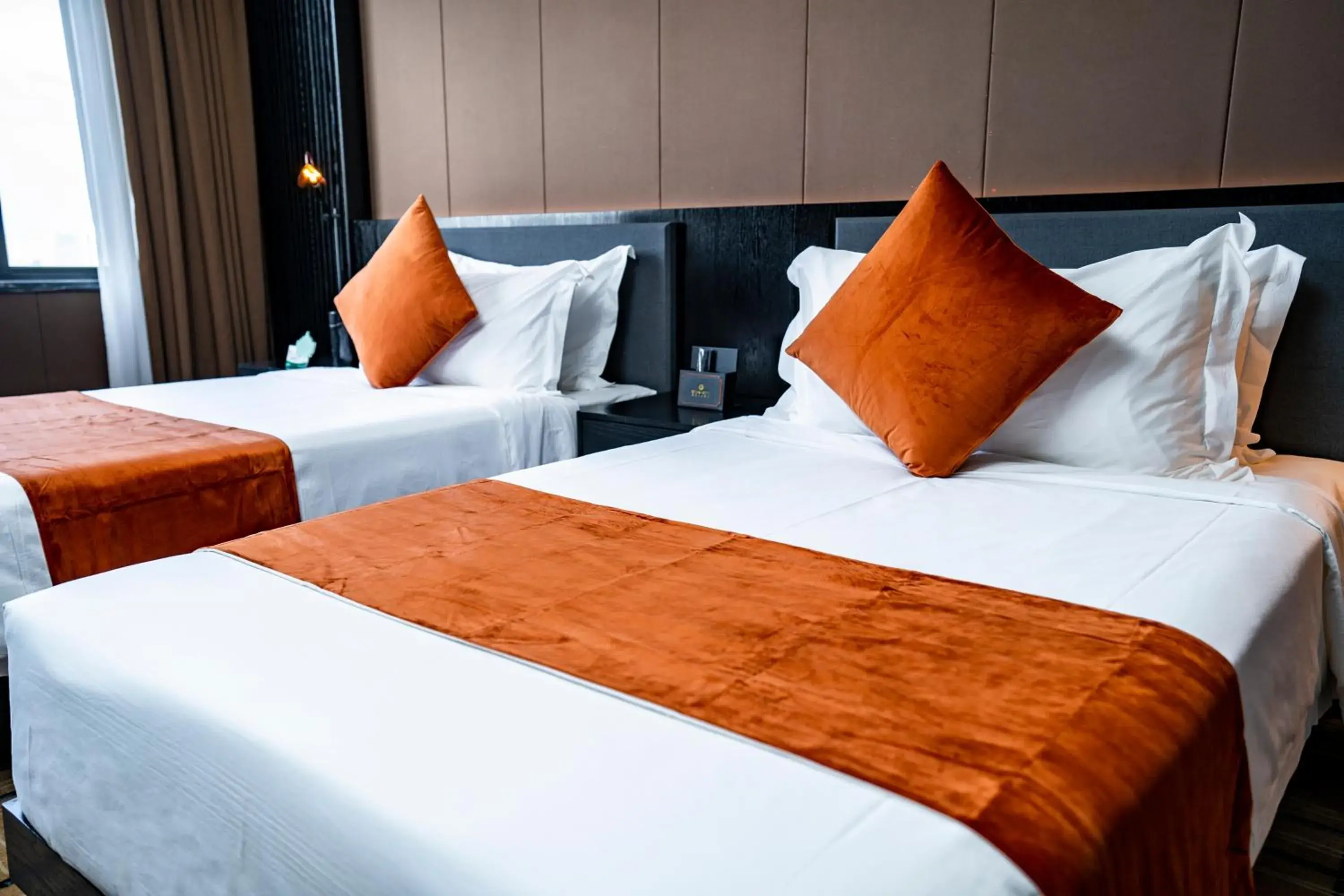 Bedroom, Bed in OCEAN HOTEL Bedroom, Bed in OCEAN HOTEL