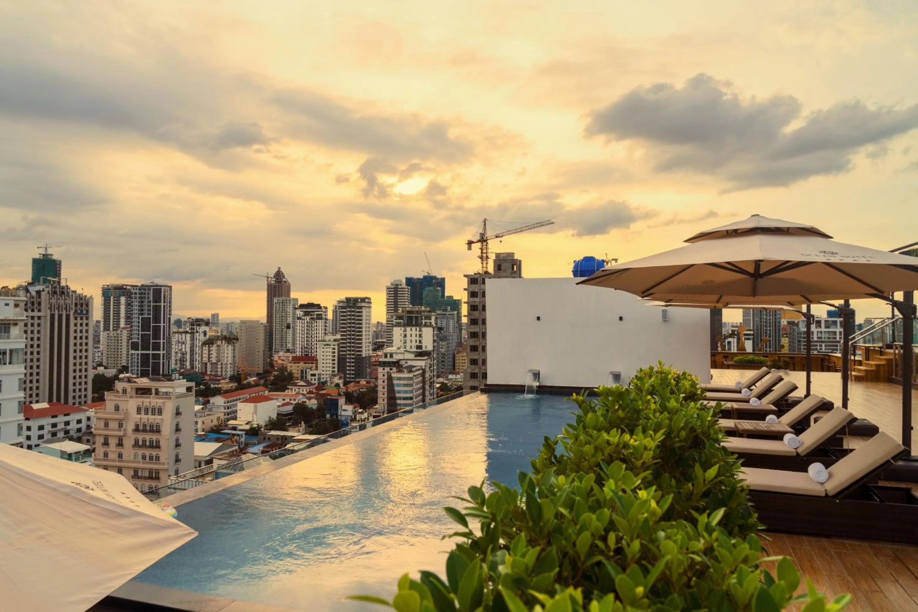 Swimming pool in OCEAN HOTEL