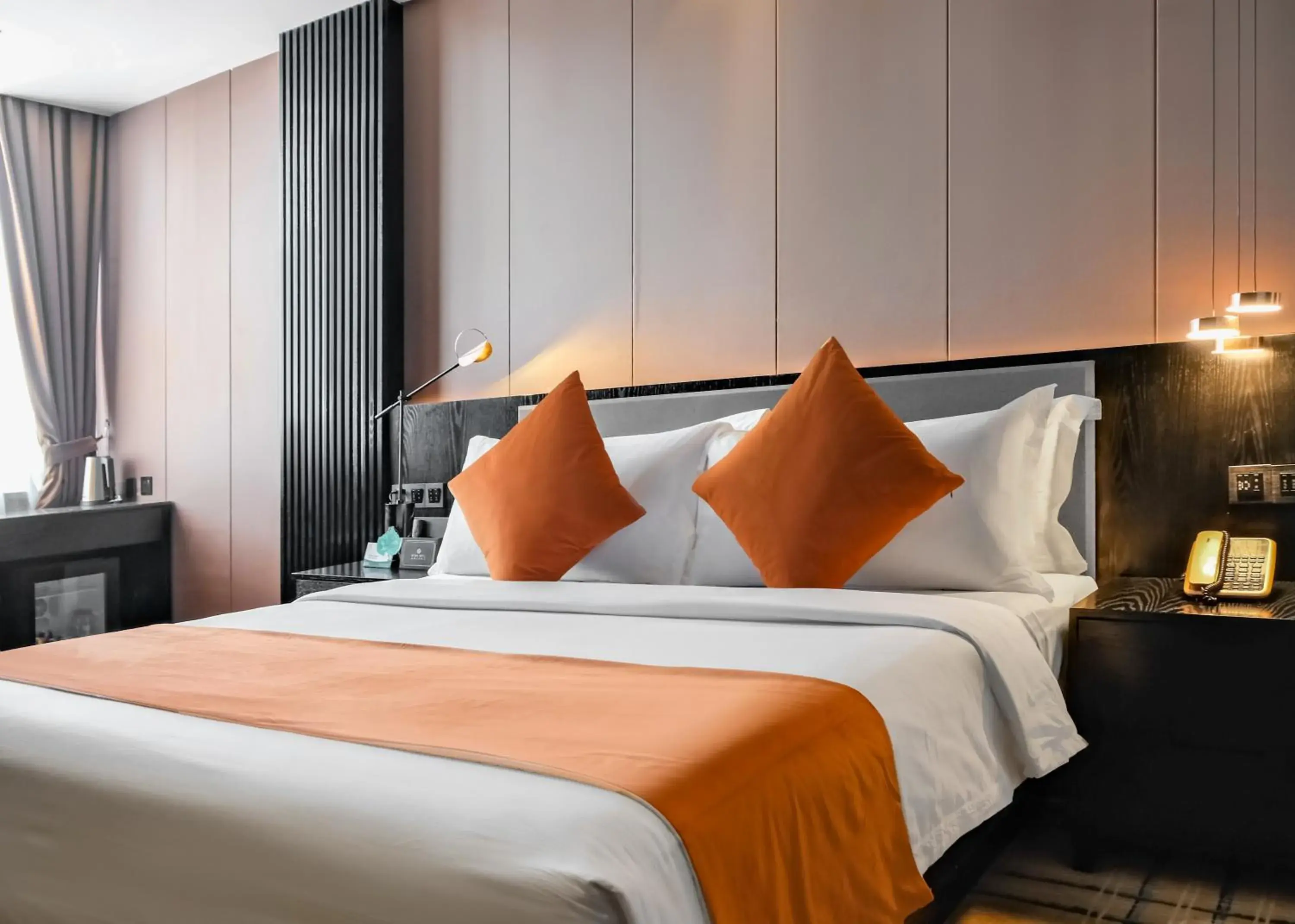 Guests, Bed in OCEAN HOTEL Guests, Bed in OCEAN HOTEL