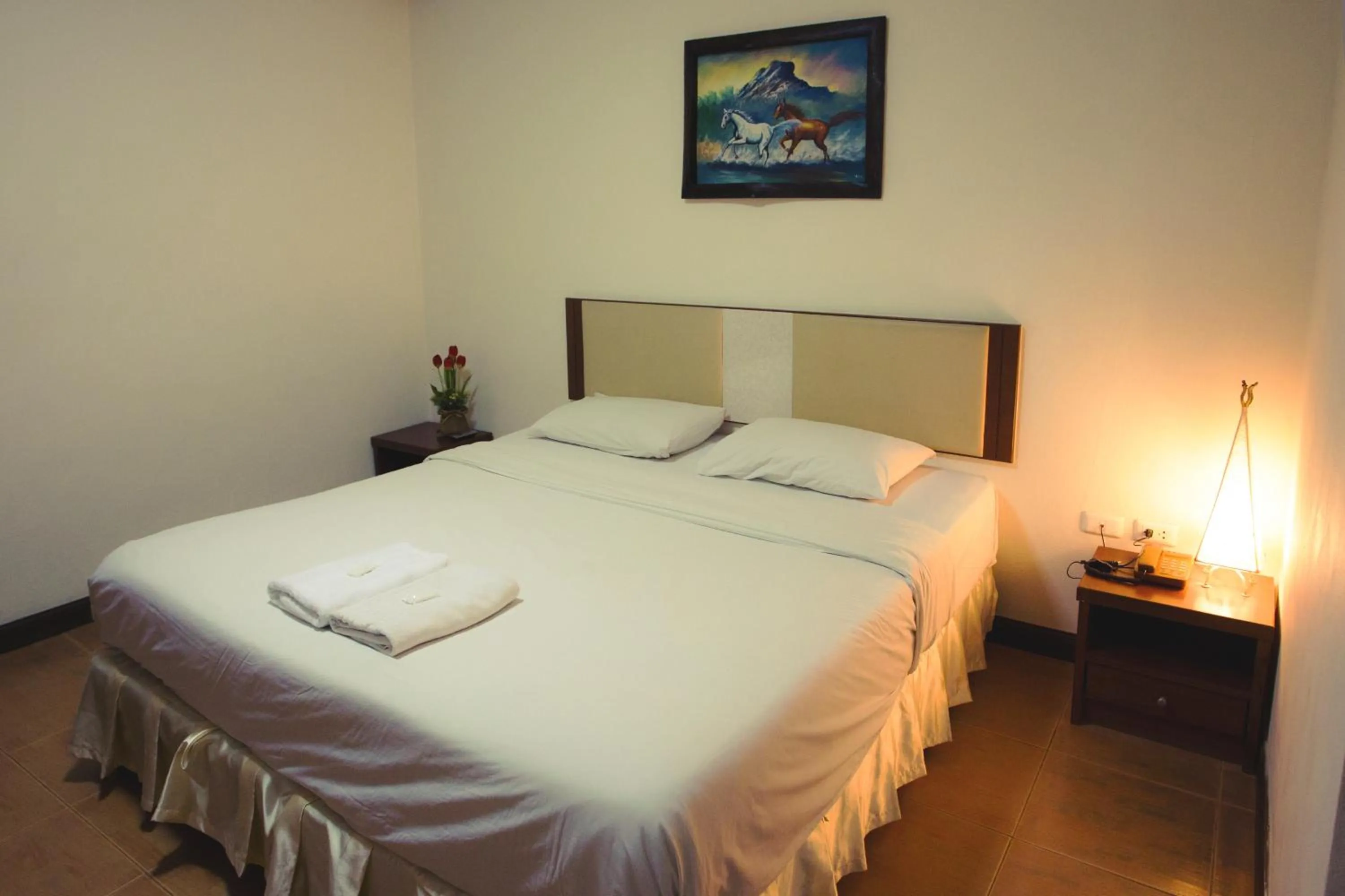 Bed in The Residence Hotel -SHA Extra Plus