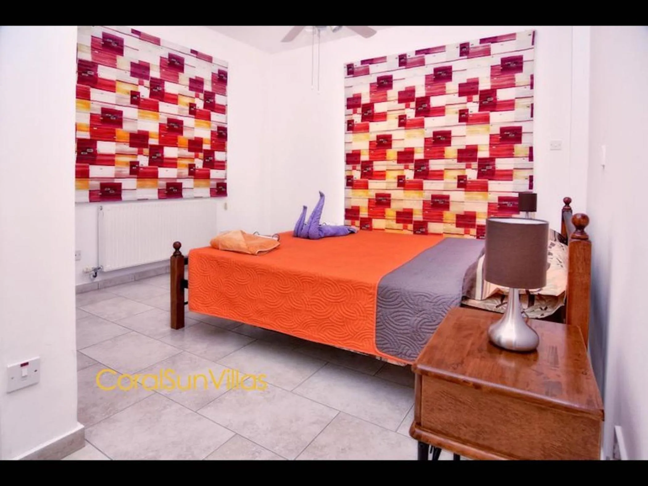 Bed in Villa 200m To The Coral Bay Strip, Large Pool
