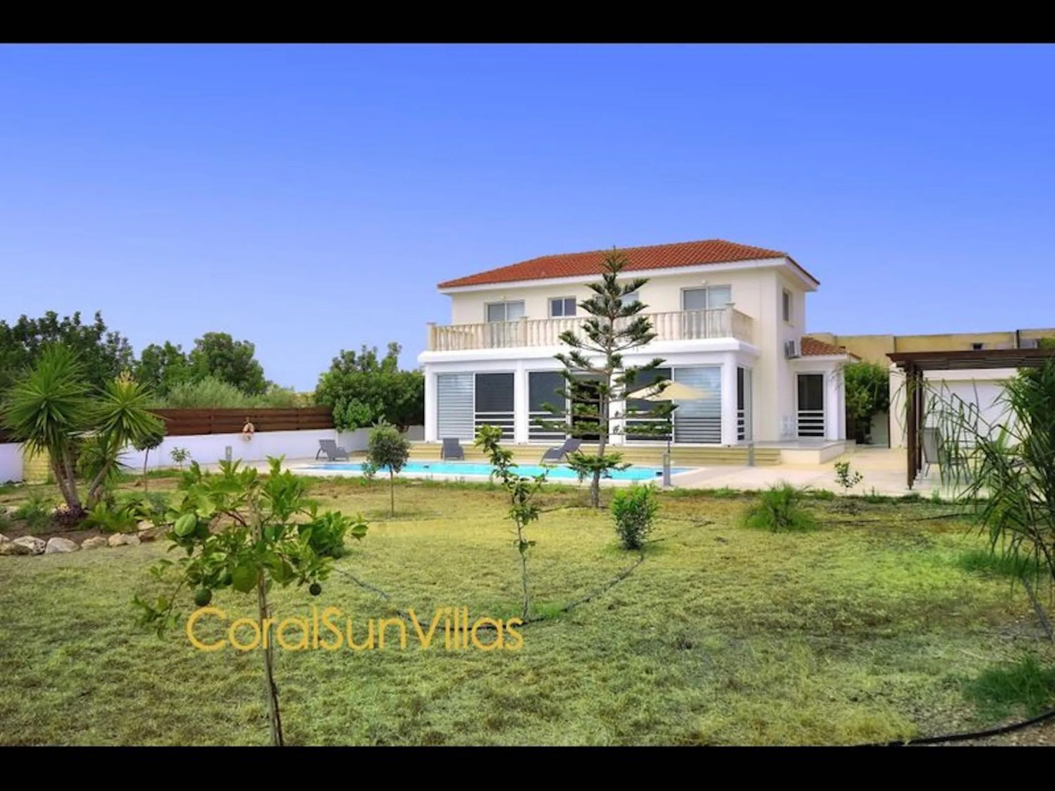 Villa 200m To The Coral Bay Strip, Large Pool