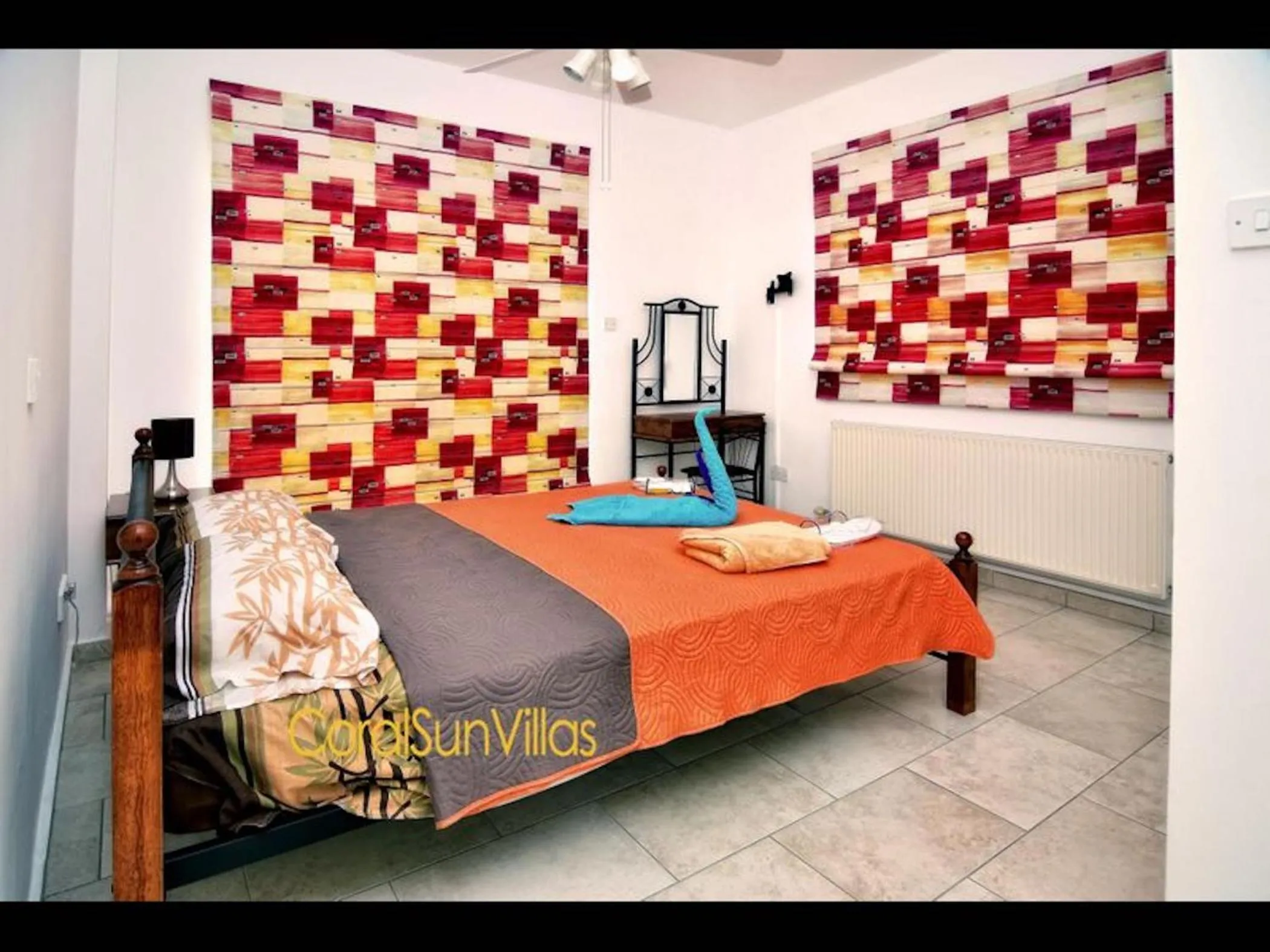 Bed in Villa 200m To The Coral Bay Strip, Large Pool