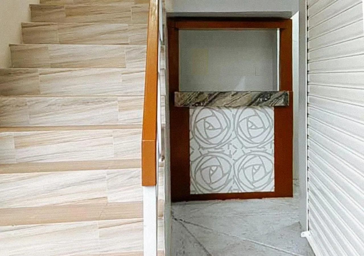 Lobby or reception in Leonila's Travellers Inn