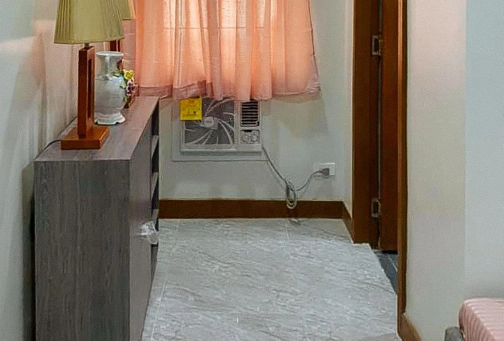 Bed in Leonila's Travellers Inn