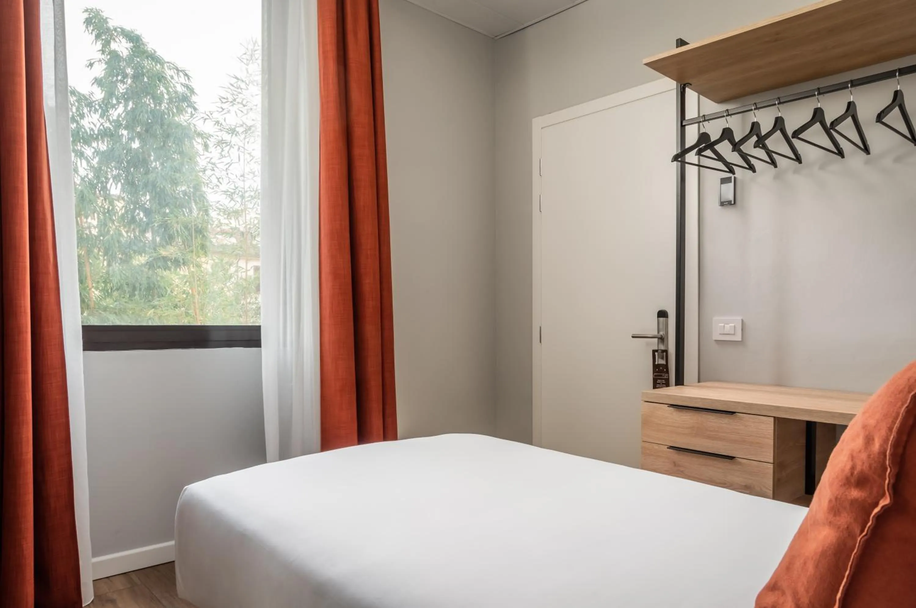 Bed in BYPILLOW Goldoni