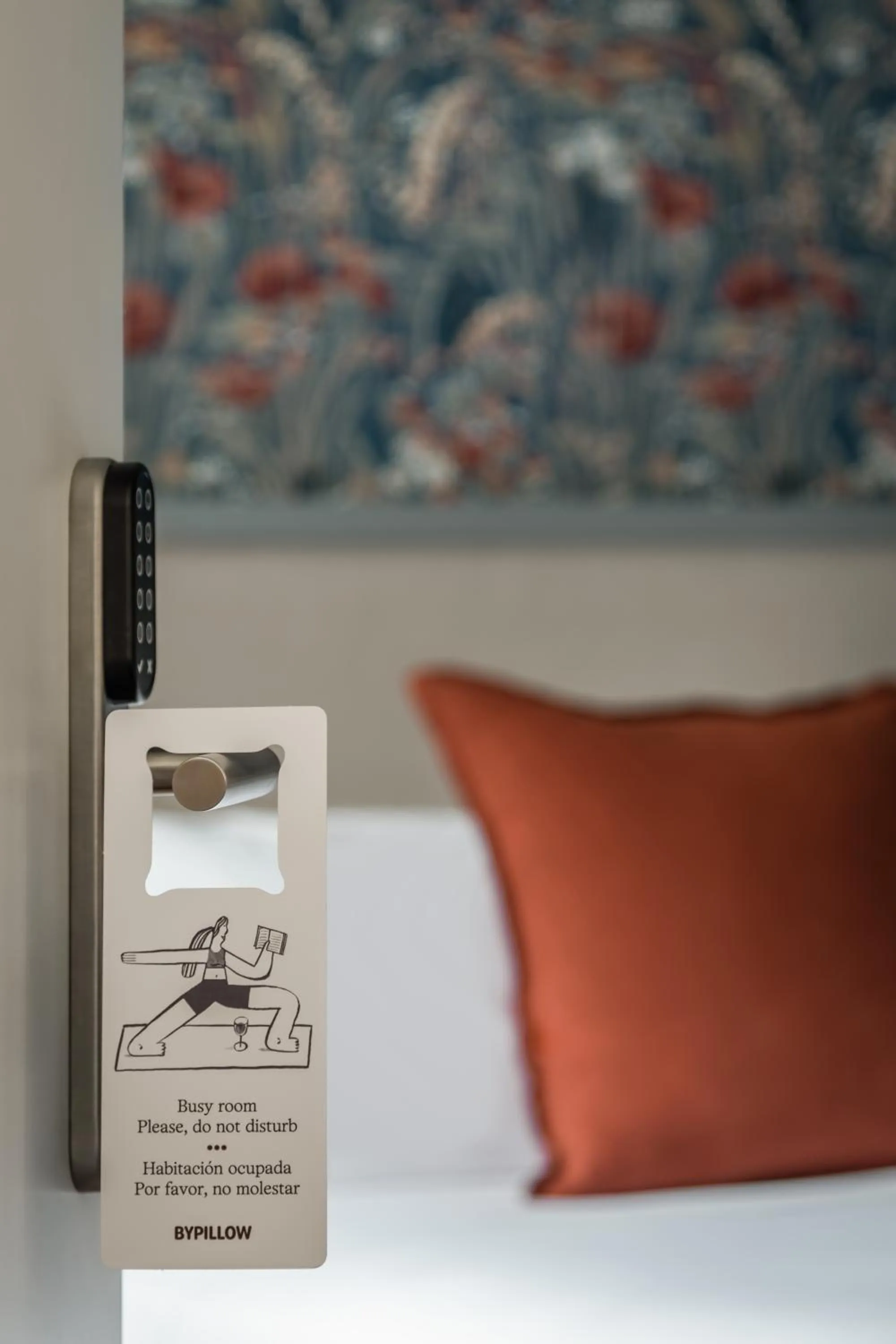 Bed in BYPILLOW Goldoni