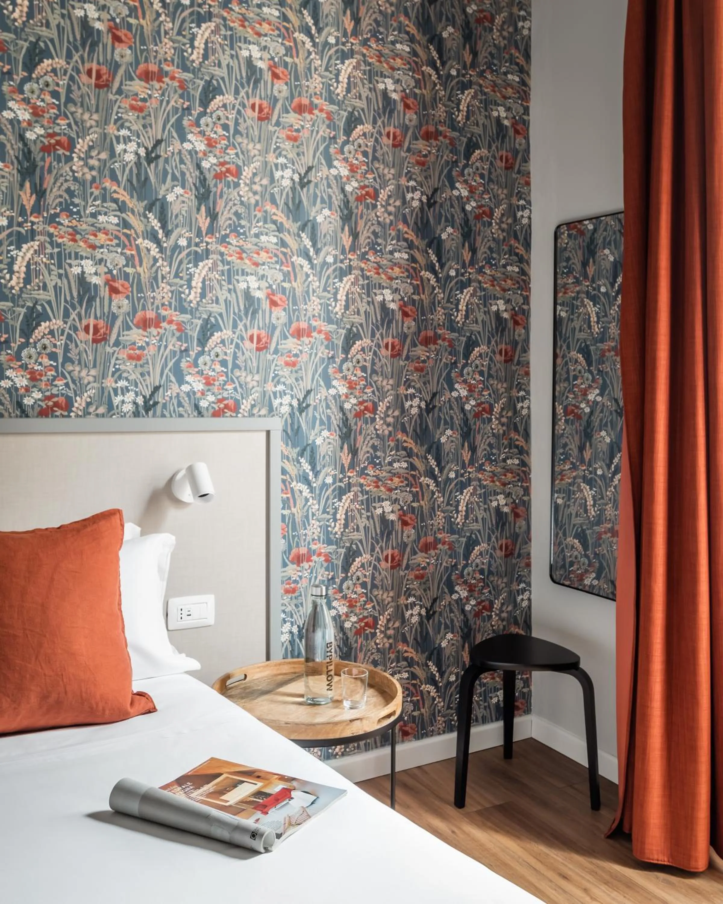 Bed in BYPILLOW Goldoni