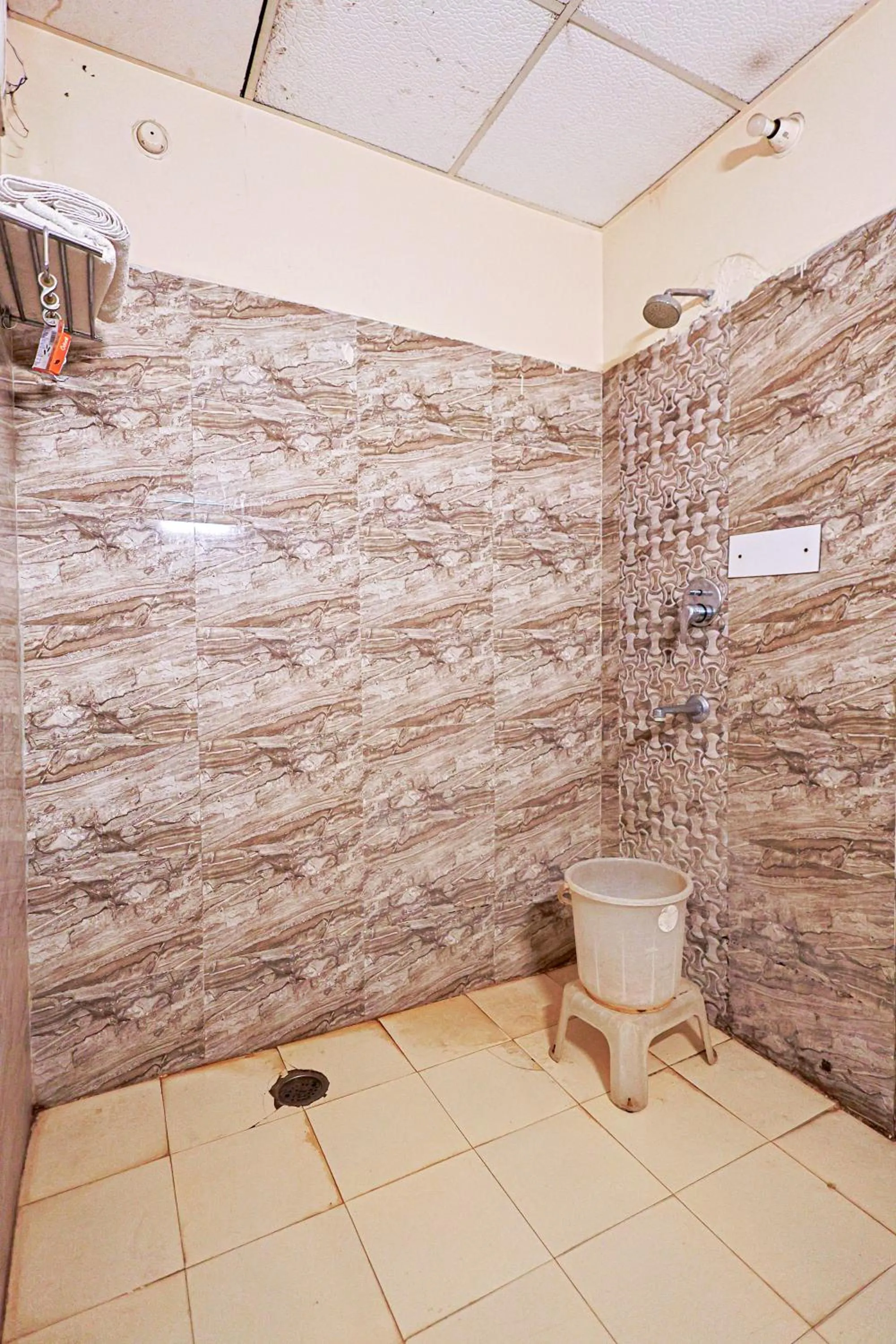 Hotel The Leaf - Gomti Nagar Lucknow