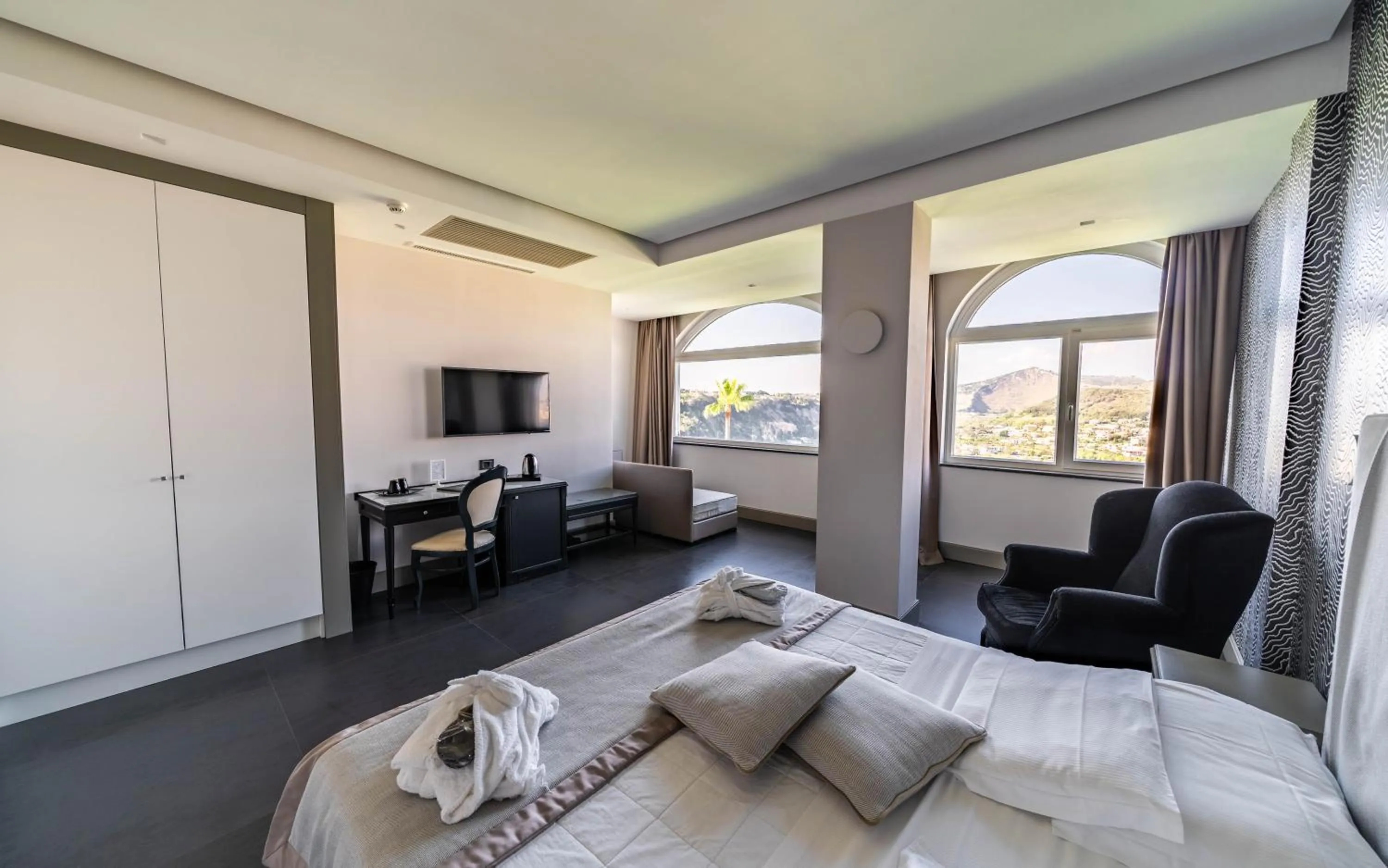 Bed in Hotel Il Gabbiano