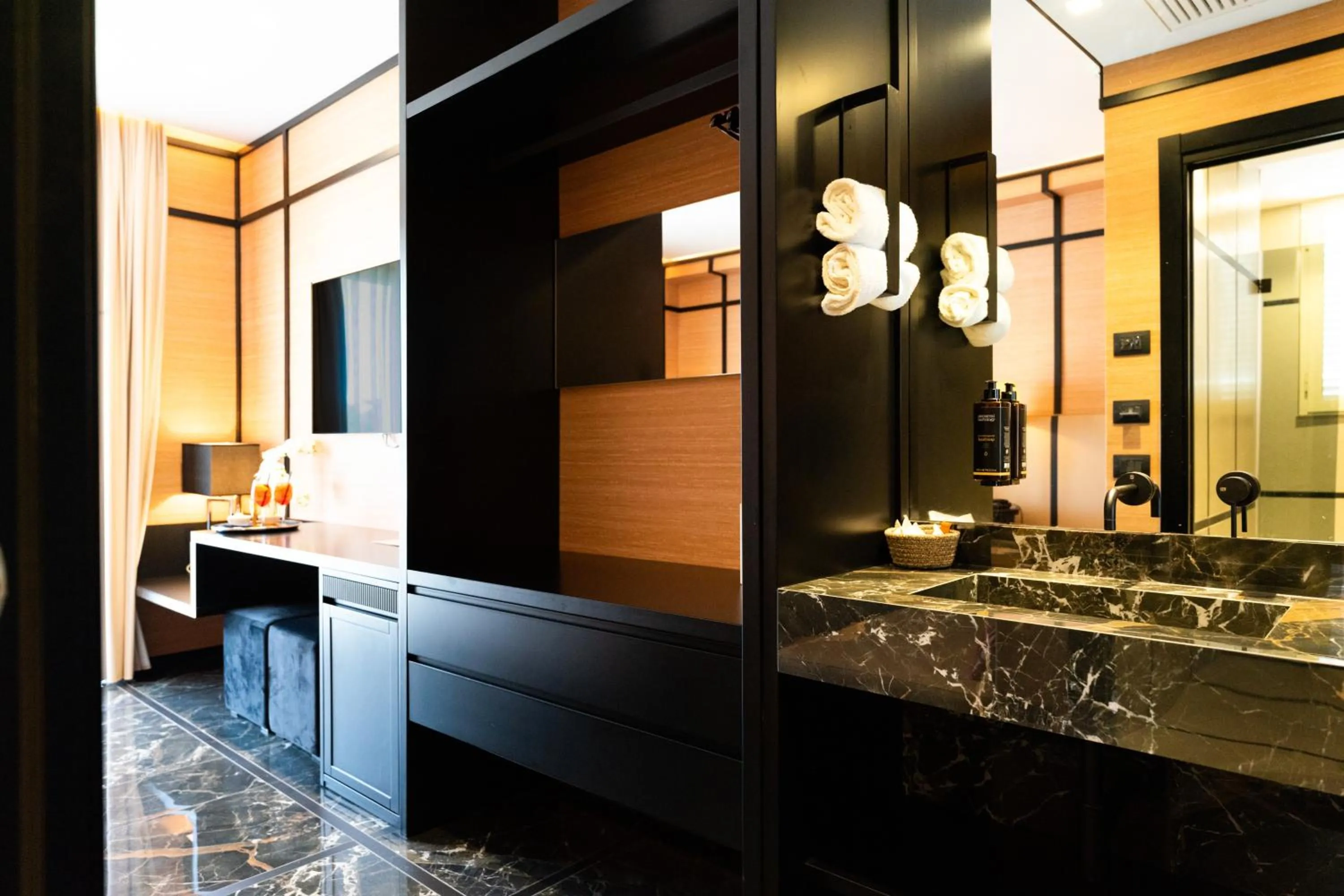 wardrobe in Hotel Il Gabbiano