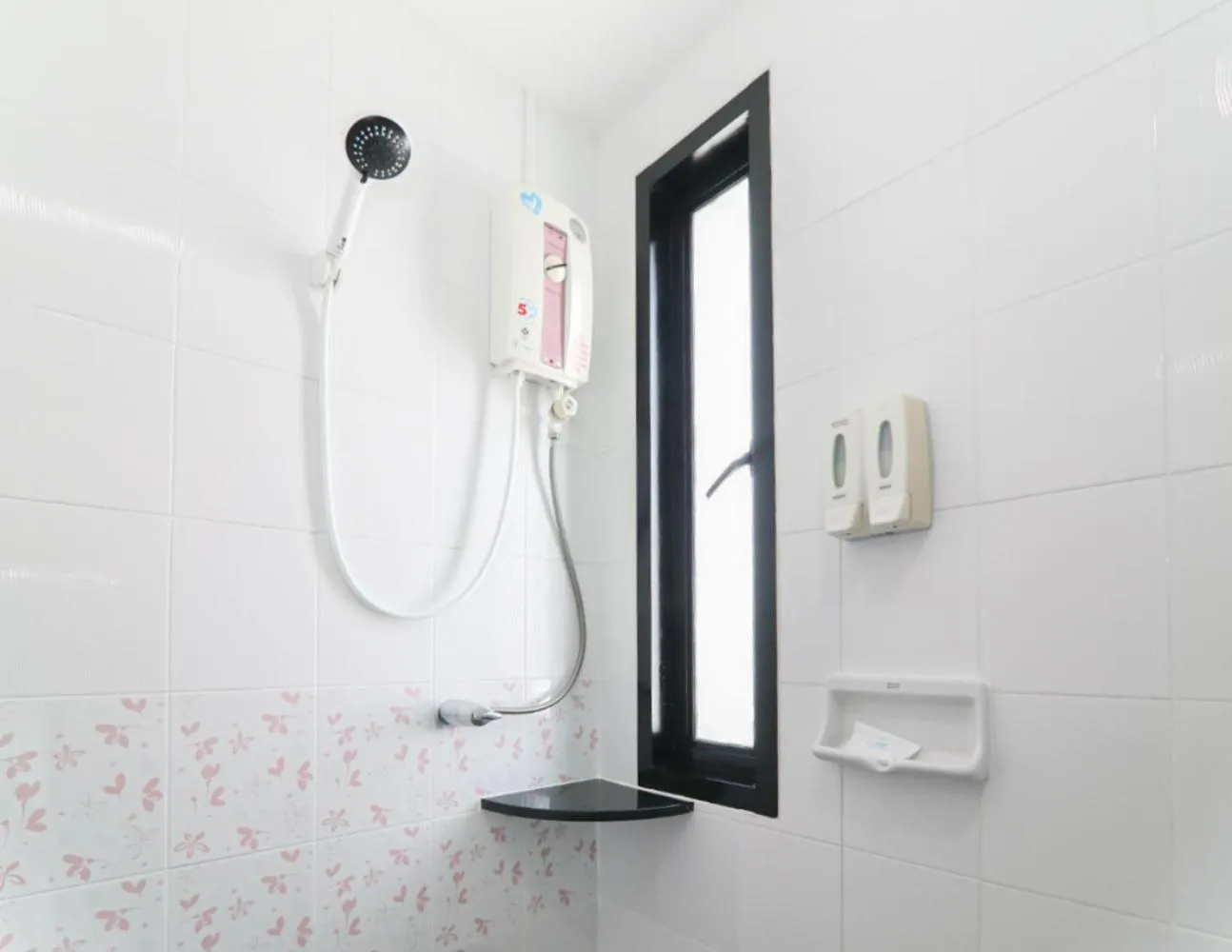 Bathroom in G House Hotel