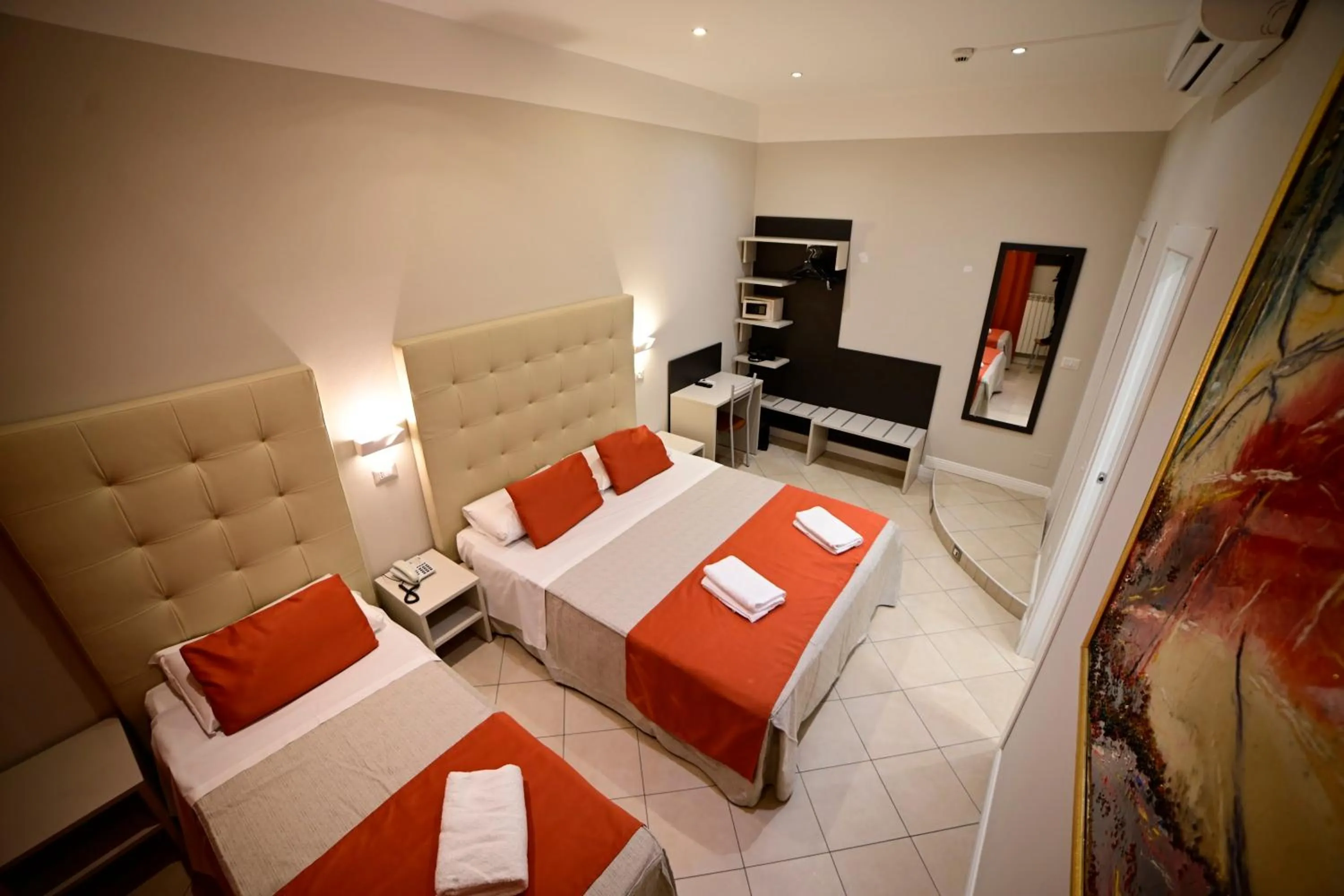 Bedroom, Bed in Hotel Demo'