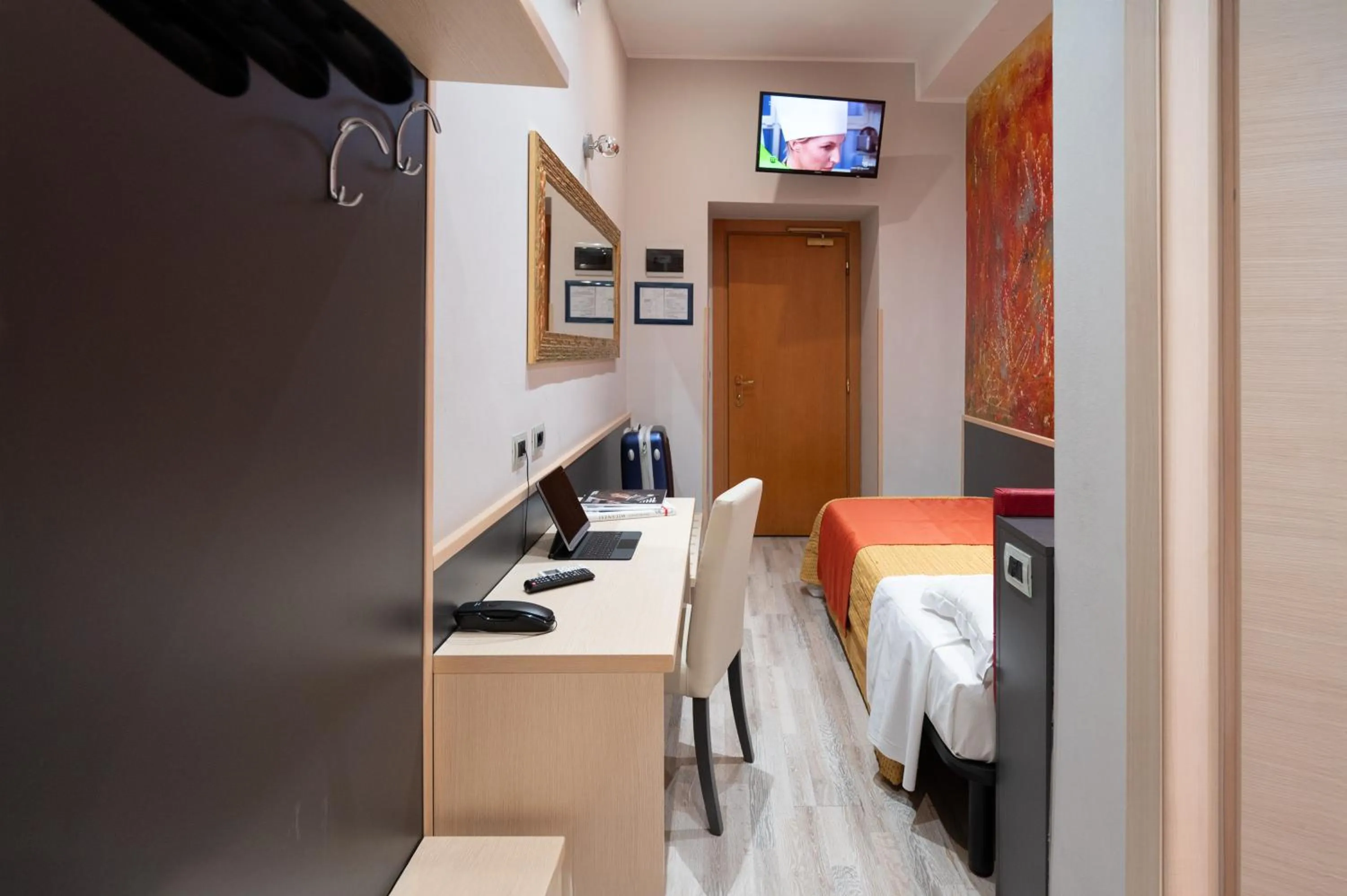 View (from property/room), Bed in Hotel Demo'