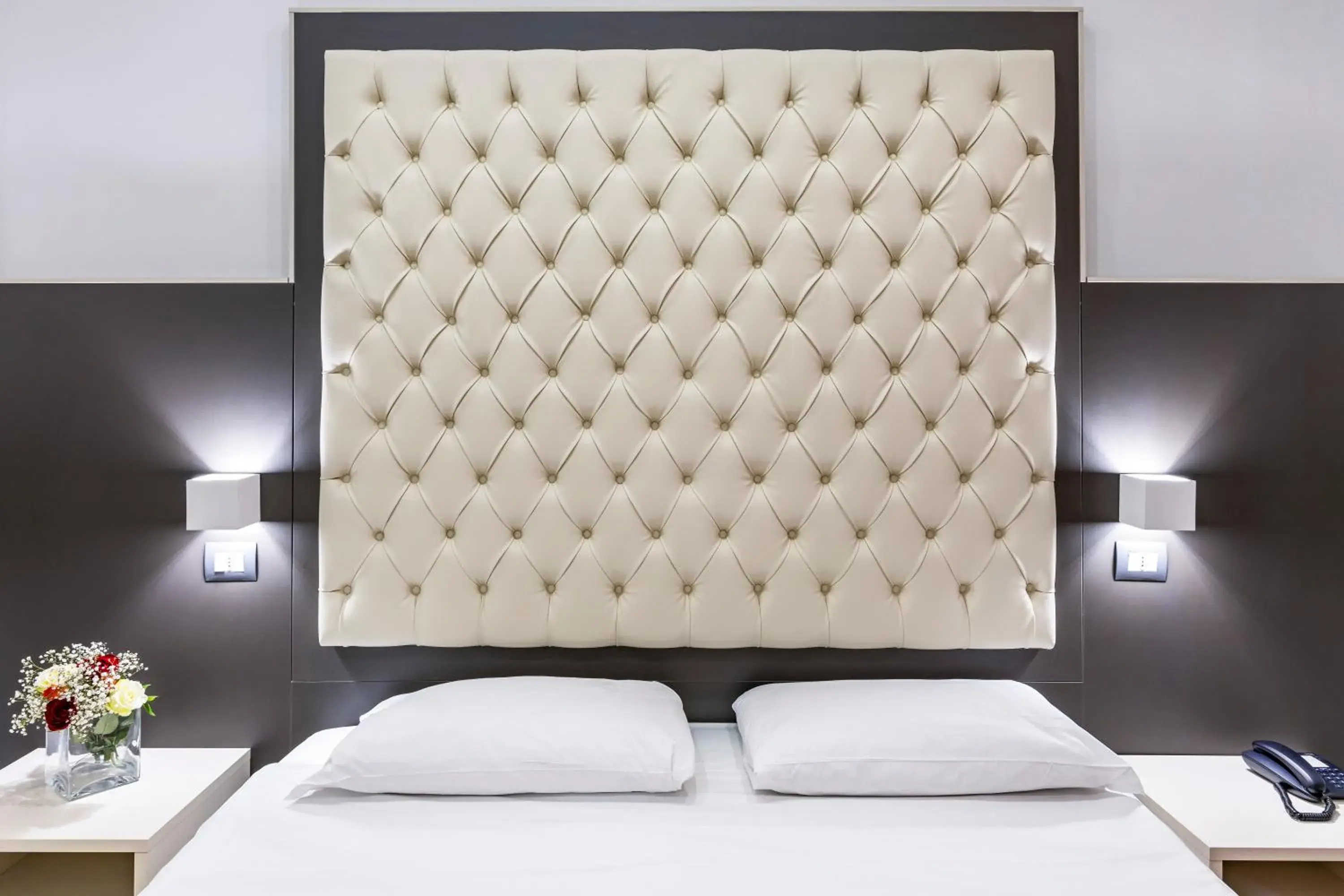 Bed in Hotel Demo' Bed in Hotel Demo'