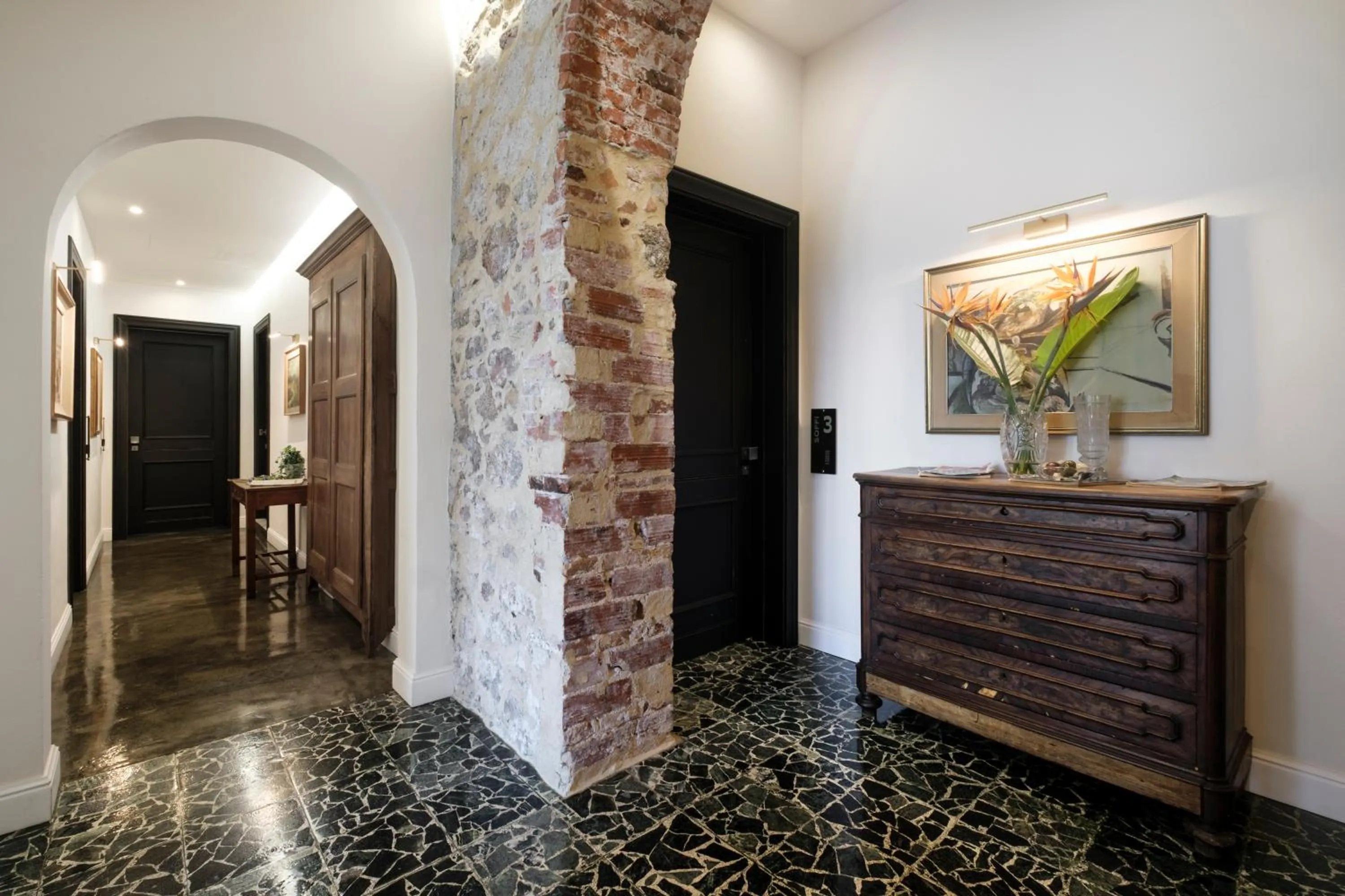 Lobby or reception in Kemani Villa Sara - Boutique Guest House