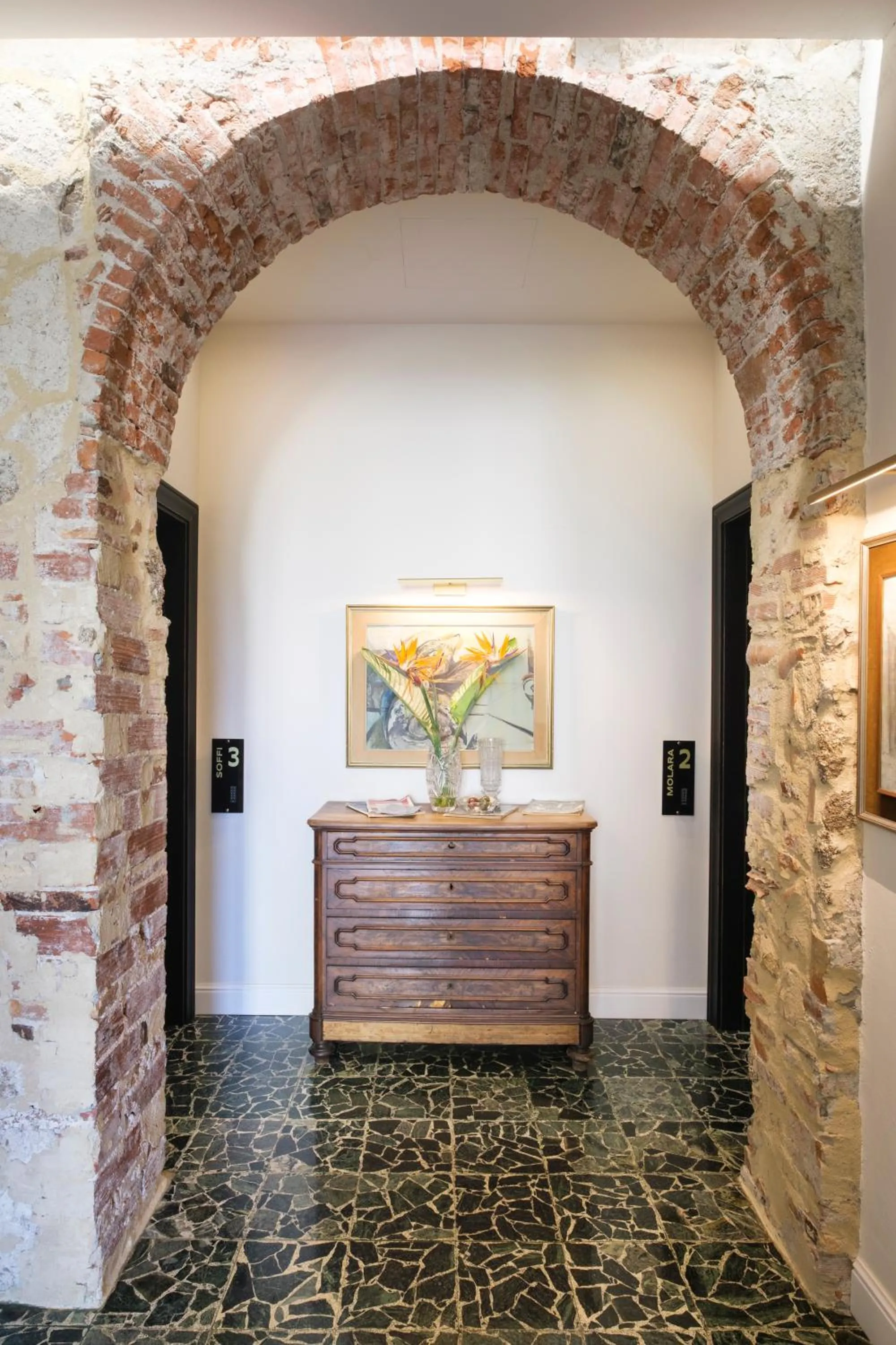 Lobby or reception in Kemani Villa Sara - Boutique Guest House