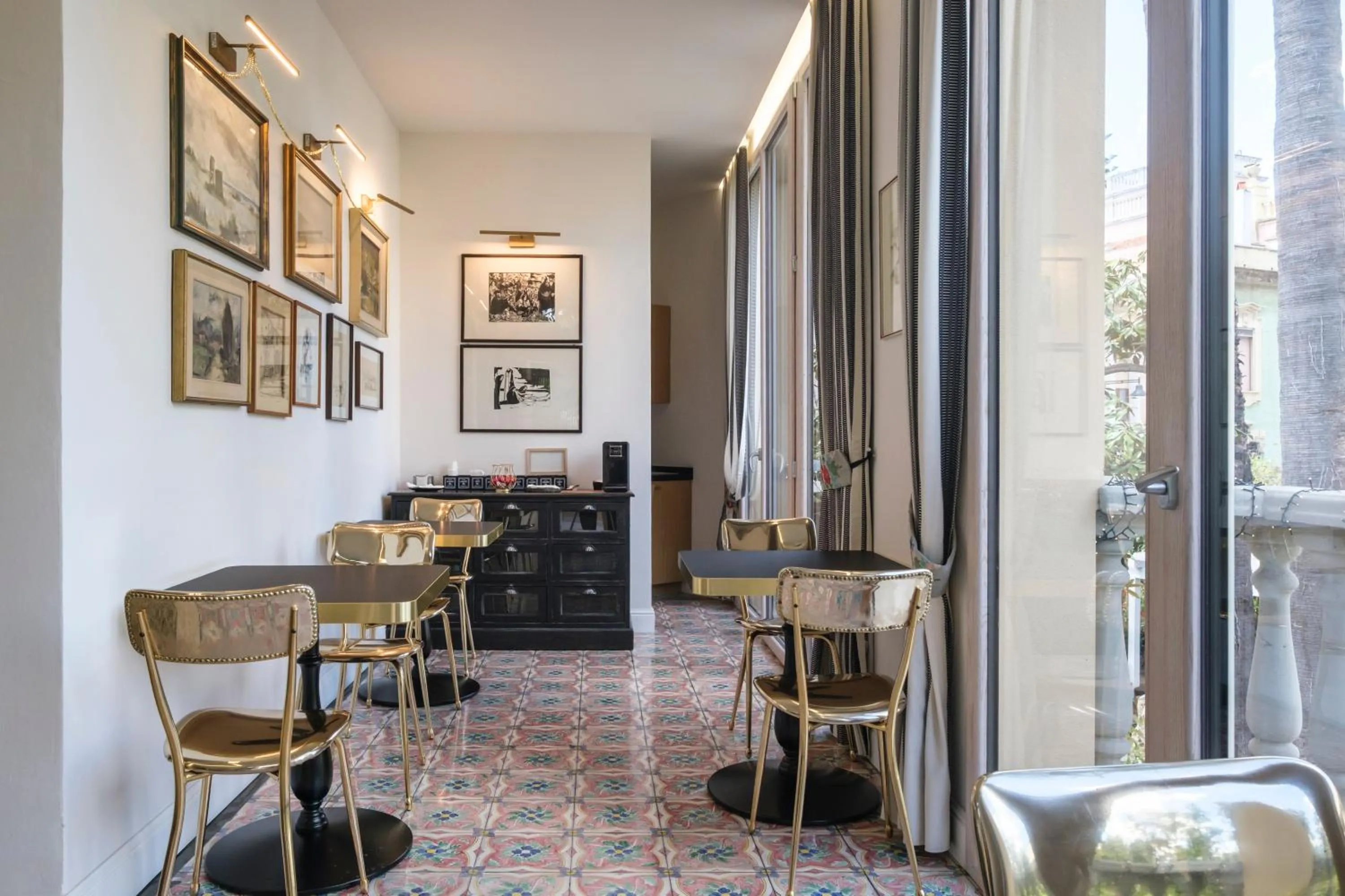 Lobby or reception in Kemani Villa Sara - Boutique Guest House