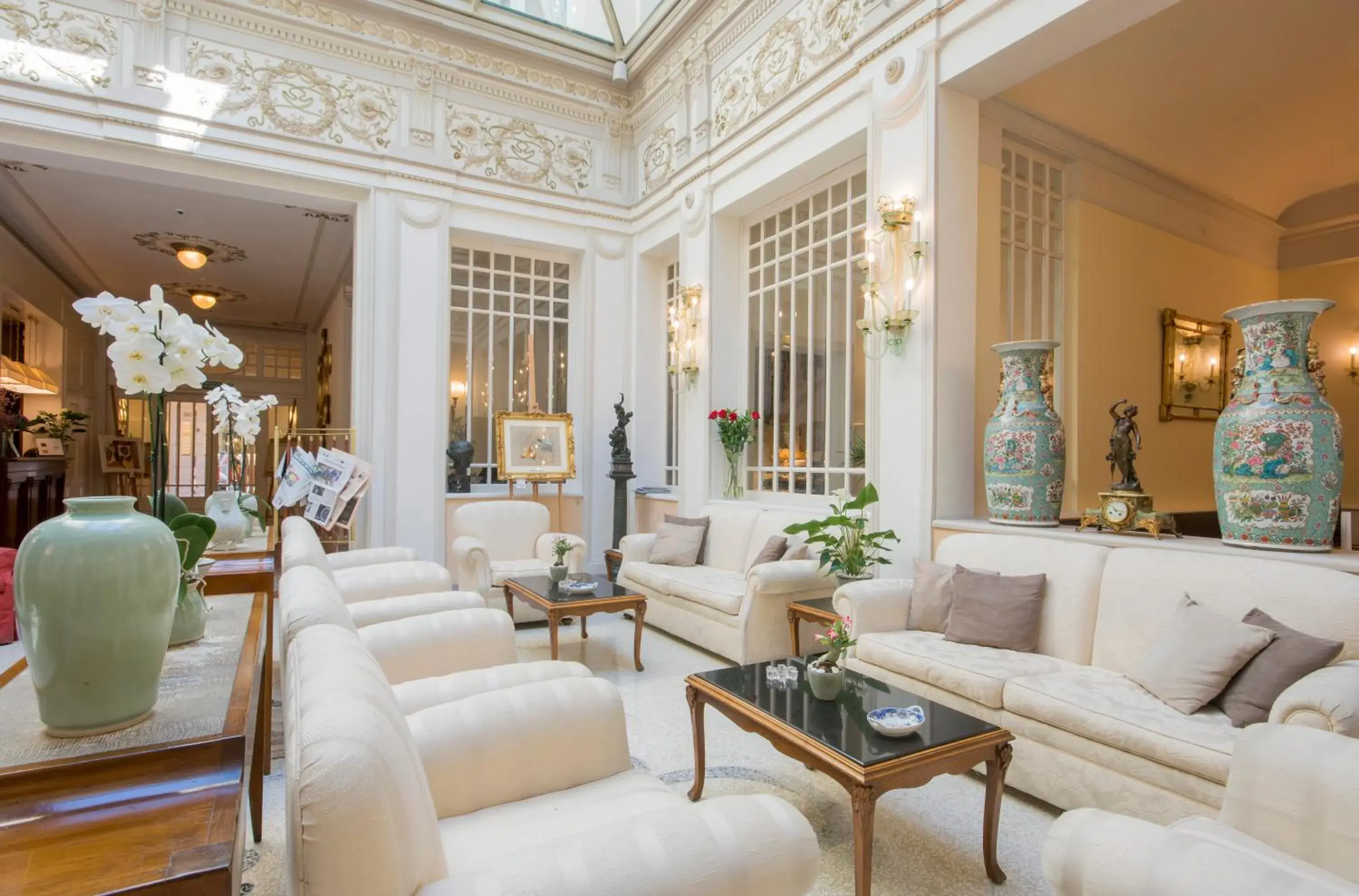 Lobby or reception in Hotel Corona d'Oro 1890 Lobby or reception in Hotel Corona d'Oro 1890