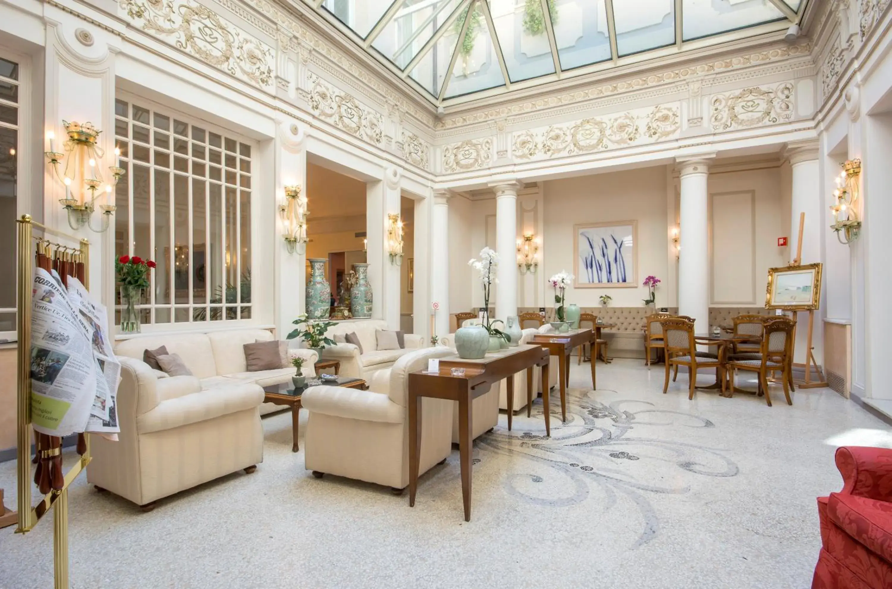 Lobby or reception in Hotel Corona d'Oro 1890 Lobby or reception in Hotel Corona d'Oro 1890