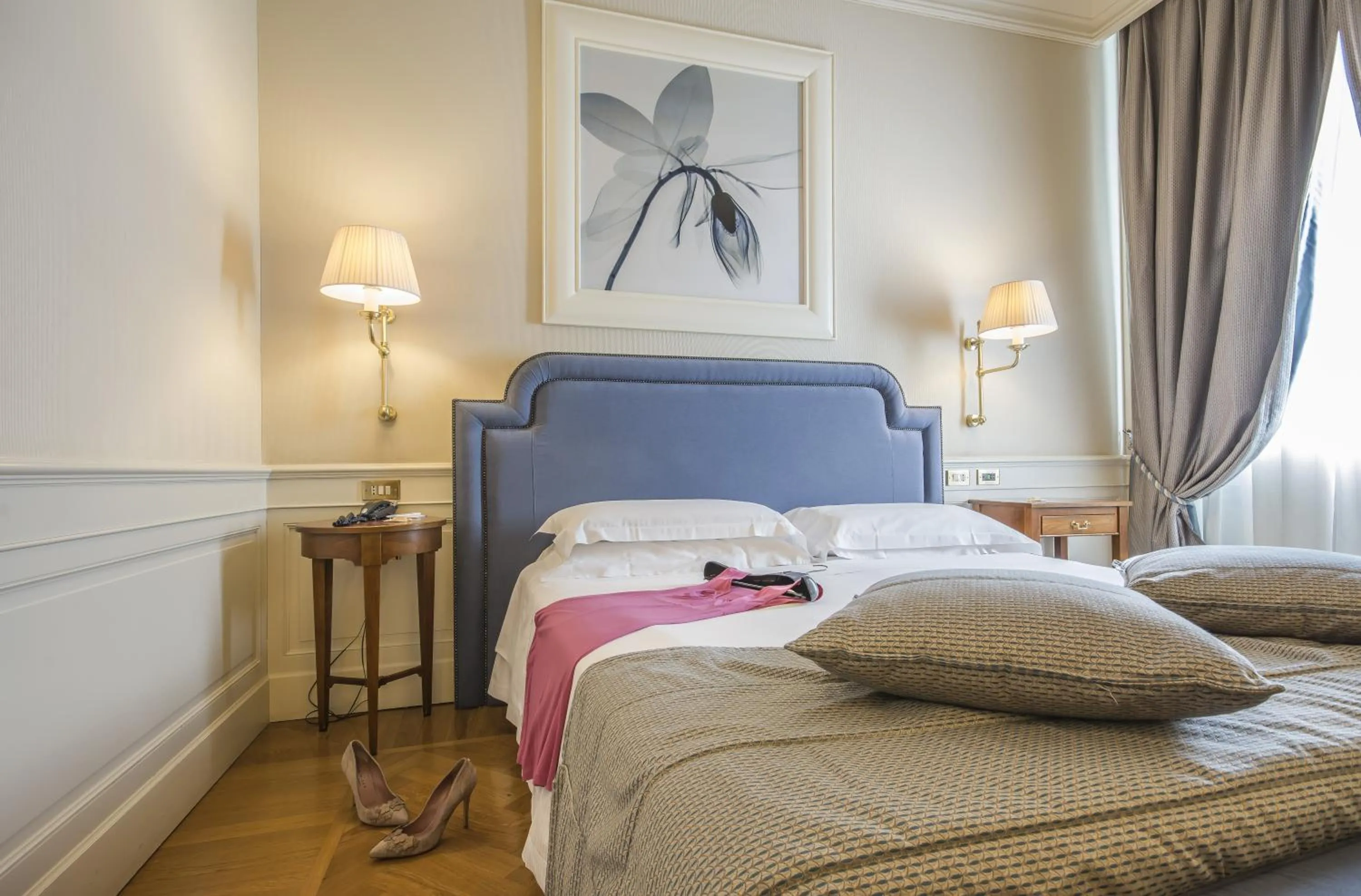 Bed in Hotel Corona d'Oro 1890