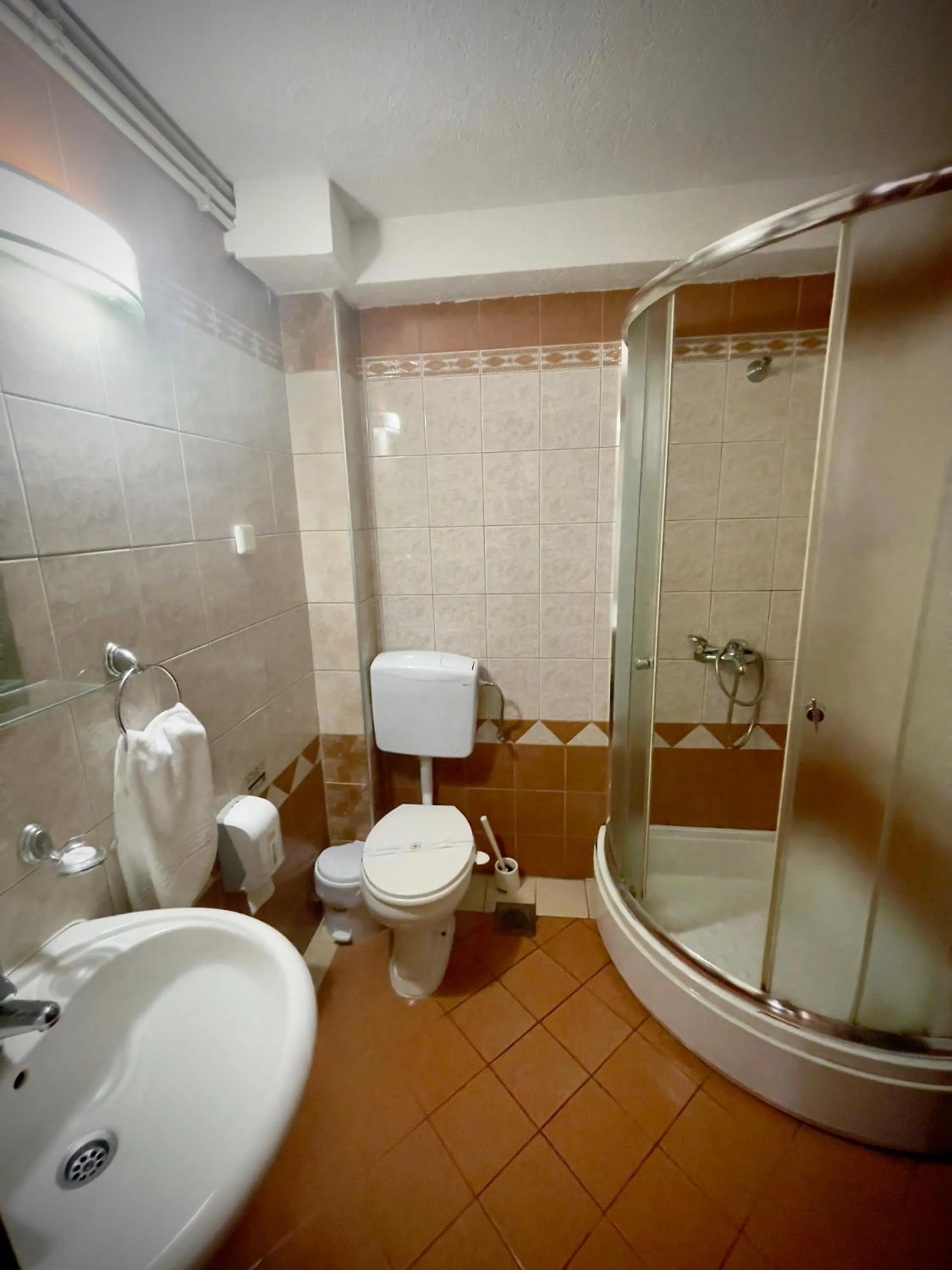 Shower in Hotel Ilinden