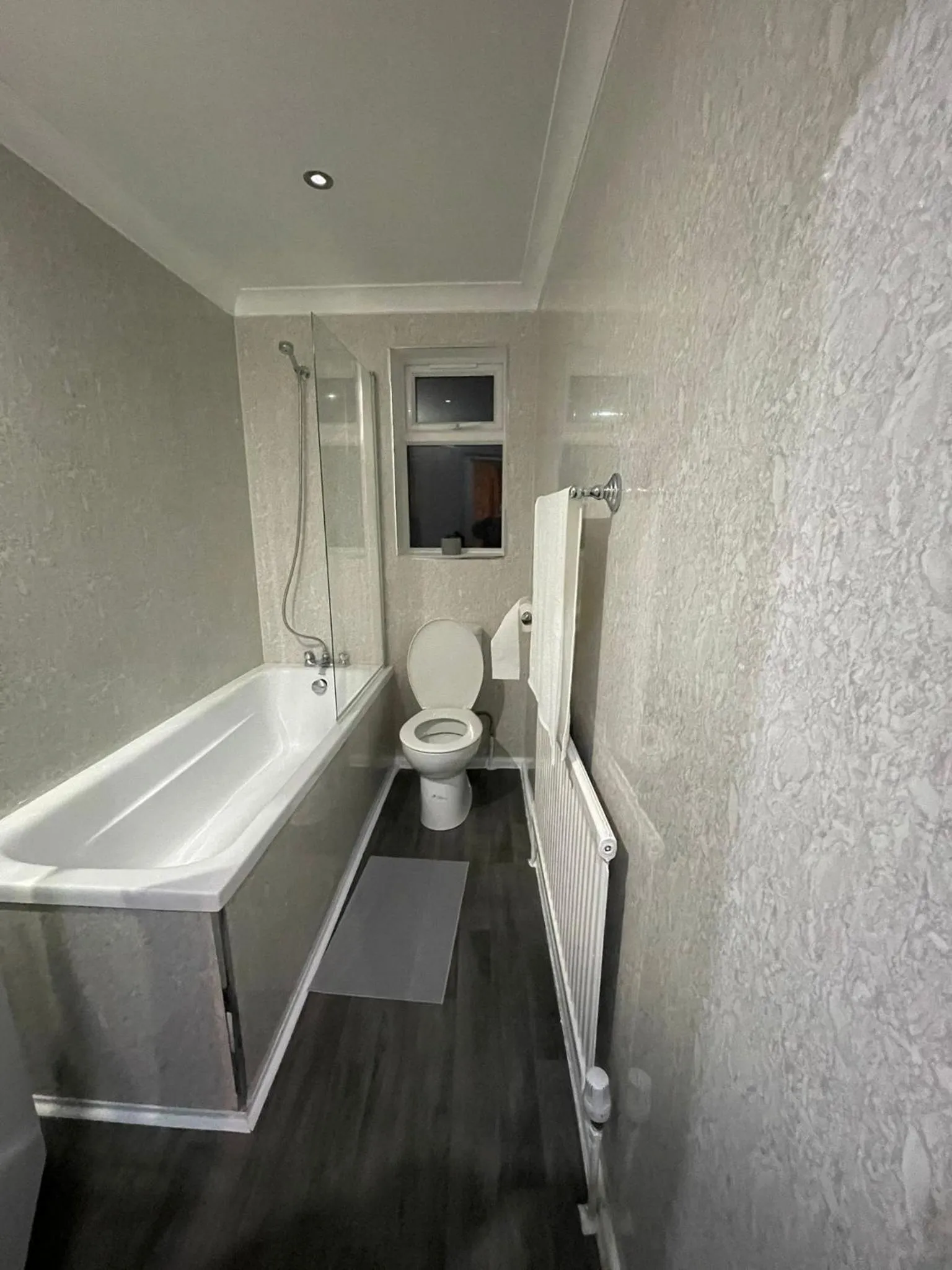 Bedroom, Bathroom in Cyrus Hotel