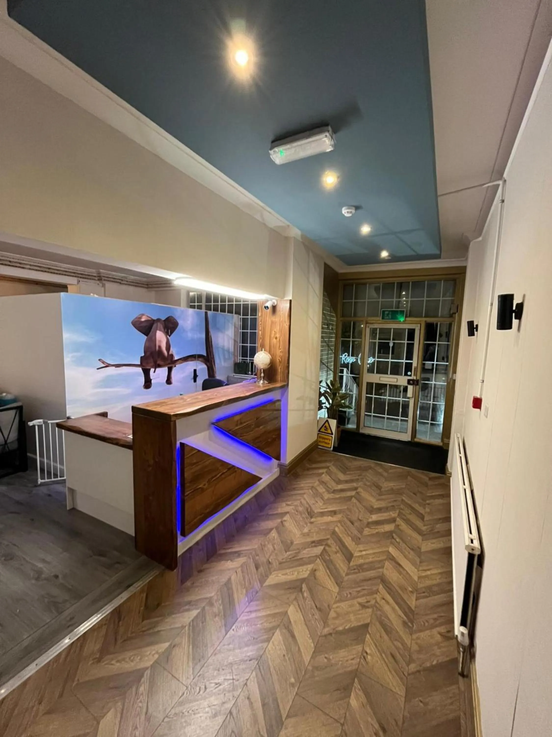 Lobby or reception in White Rose Hotel & Restaurant - Leeds