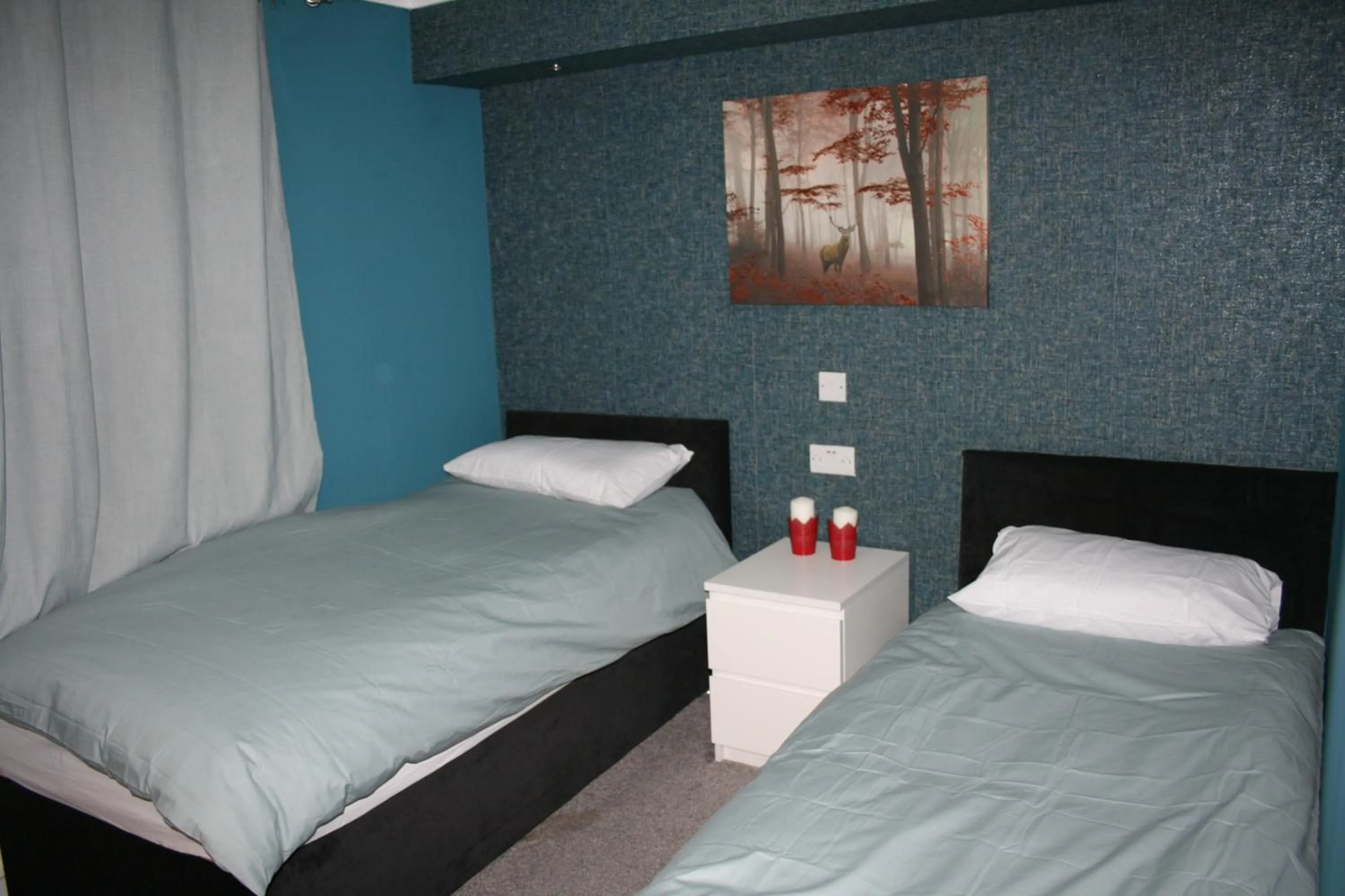 Bedroom, Bed in Cyrus Hotel