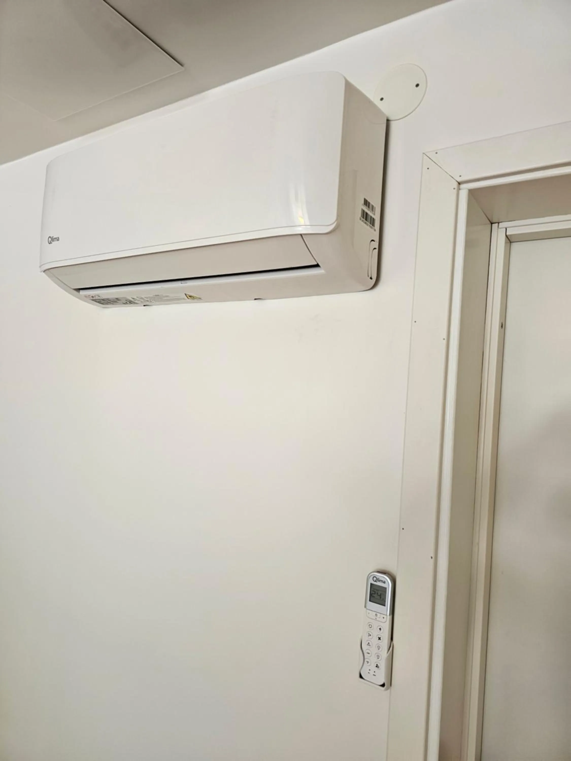 Brufjell Hostel & Parking