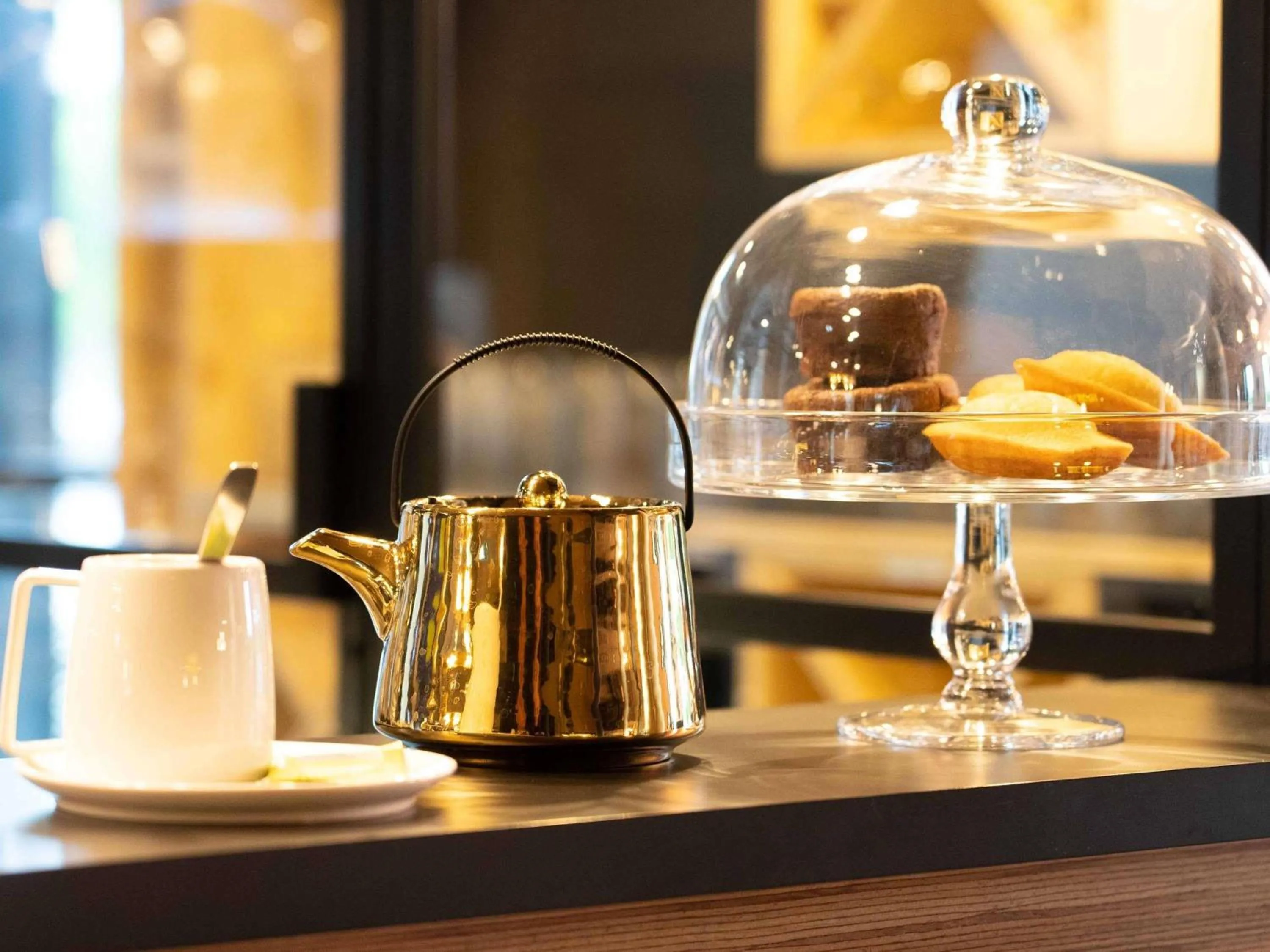 Lounge or bar in ibis Styles Dreux Centre Gare