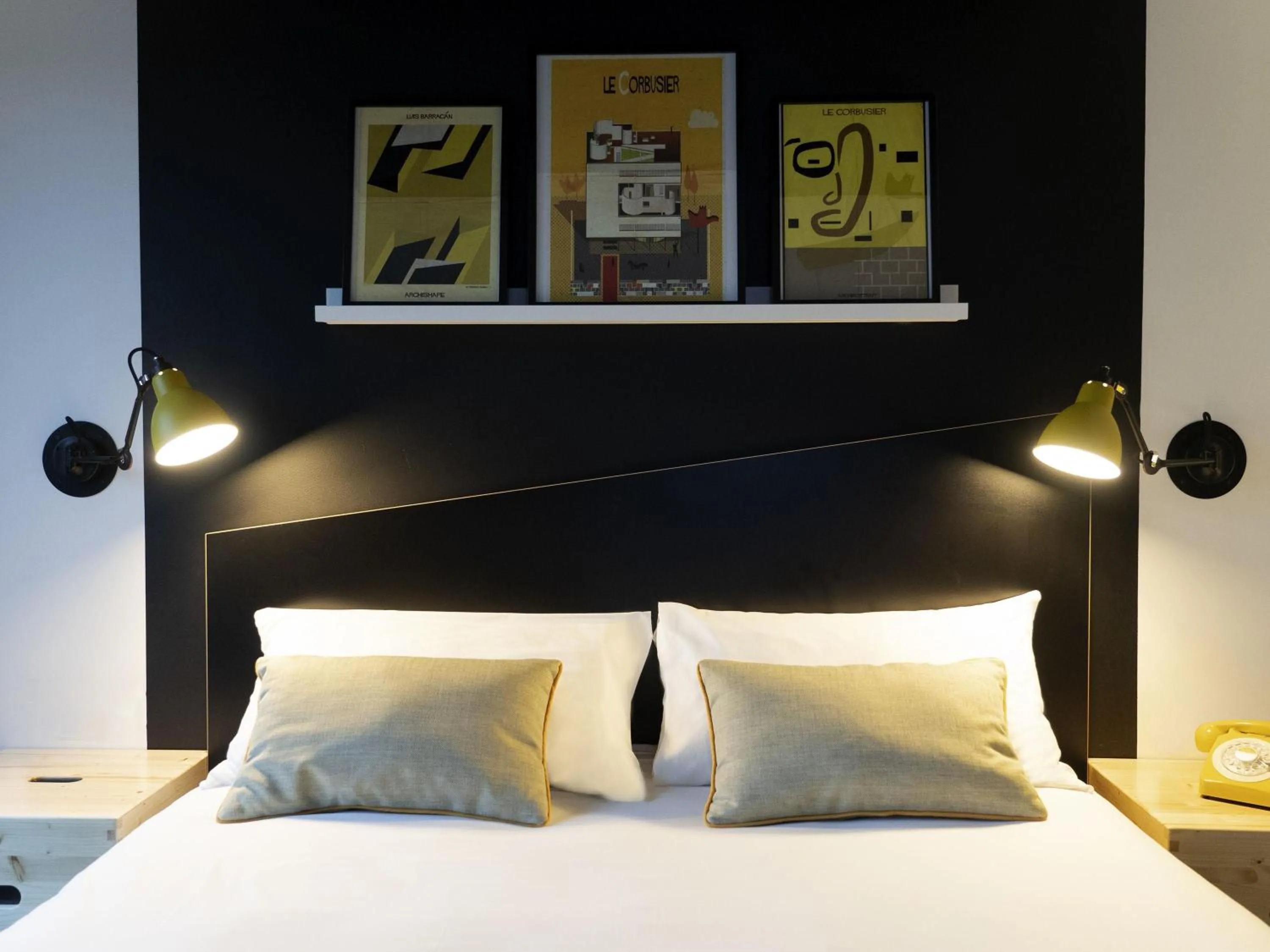 Bedroom, Bed in ibis Styles Dreux Centre Gare