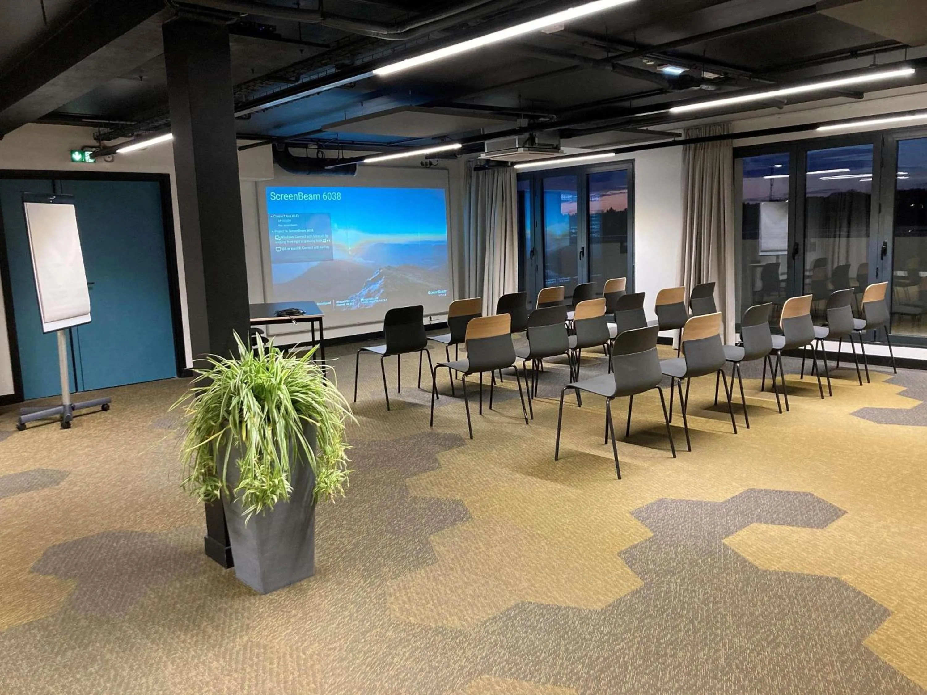 Meeting/conference room in ibis Styles Dreux Centre Gare