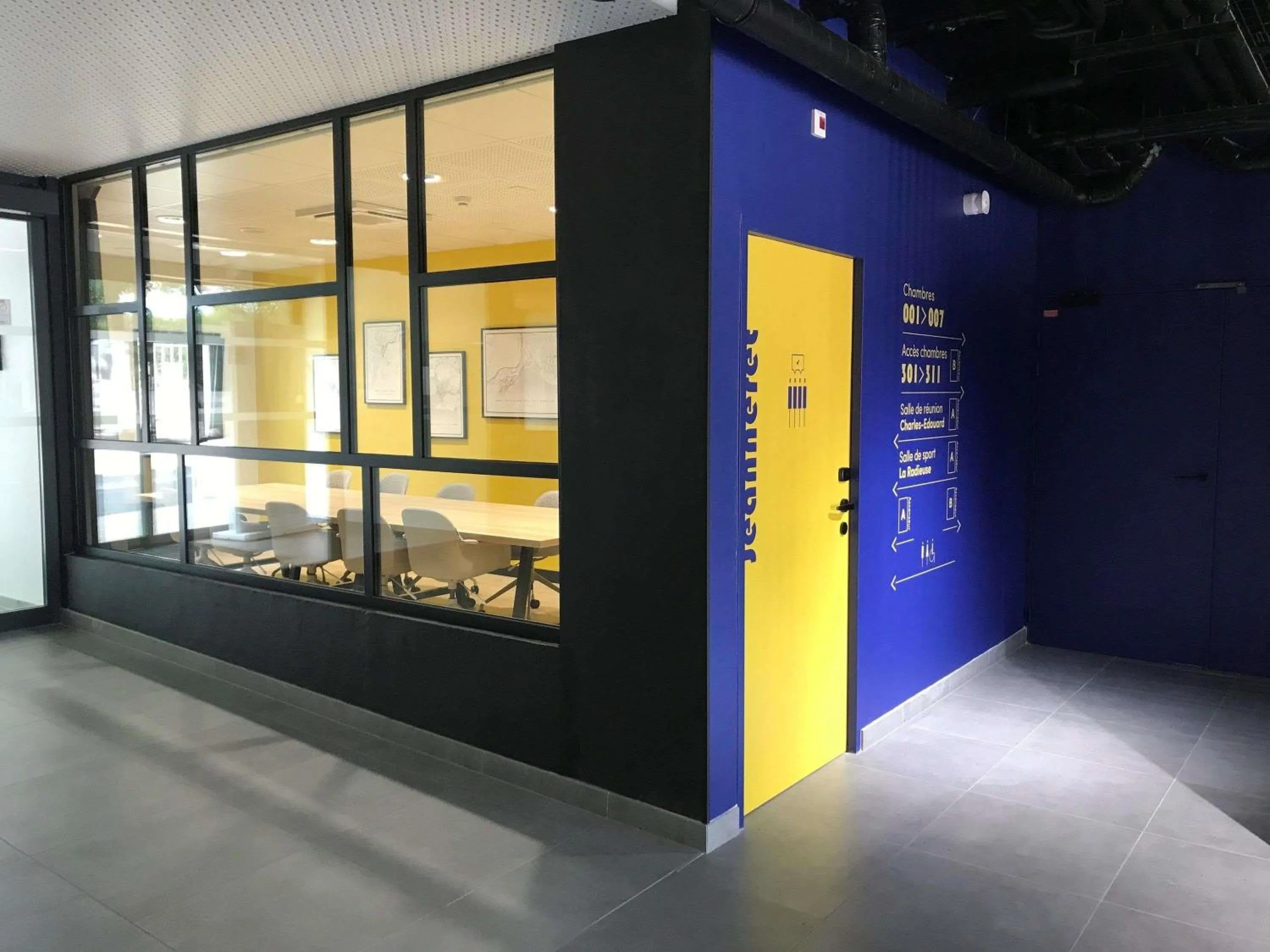 Meeting/conference room in ibis Styles Dreux Centre Gare