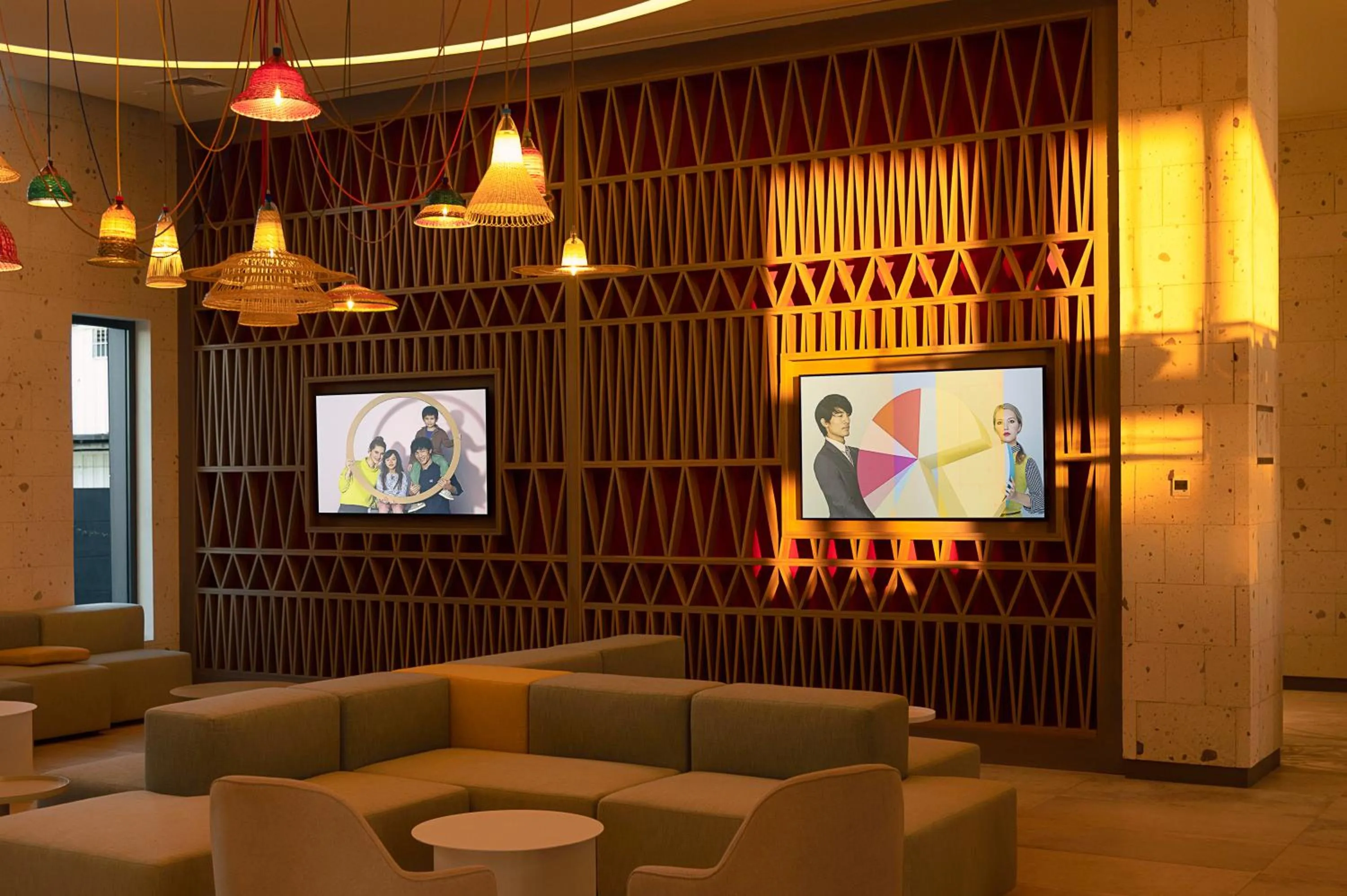 Living room in Novotel Arica