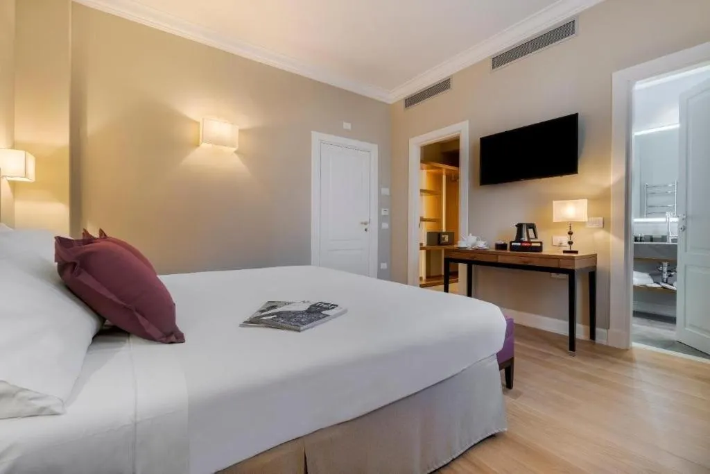 Bed in Villa Neroli - Place of Charme