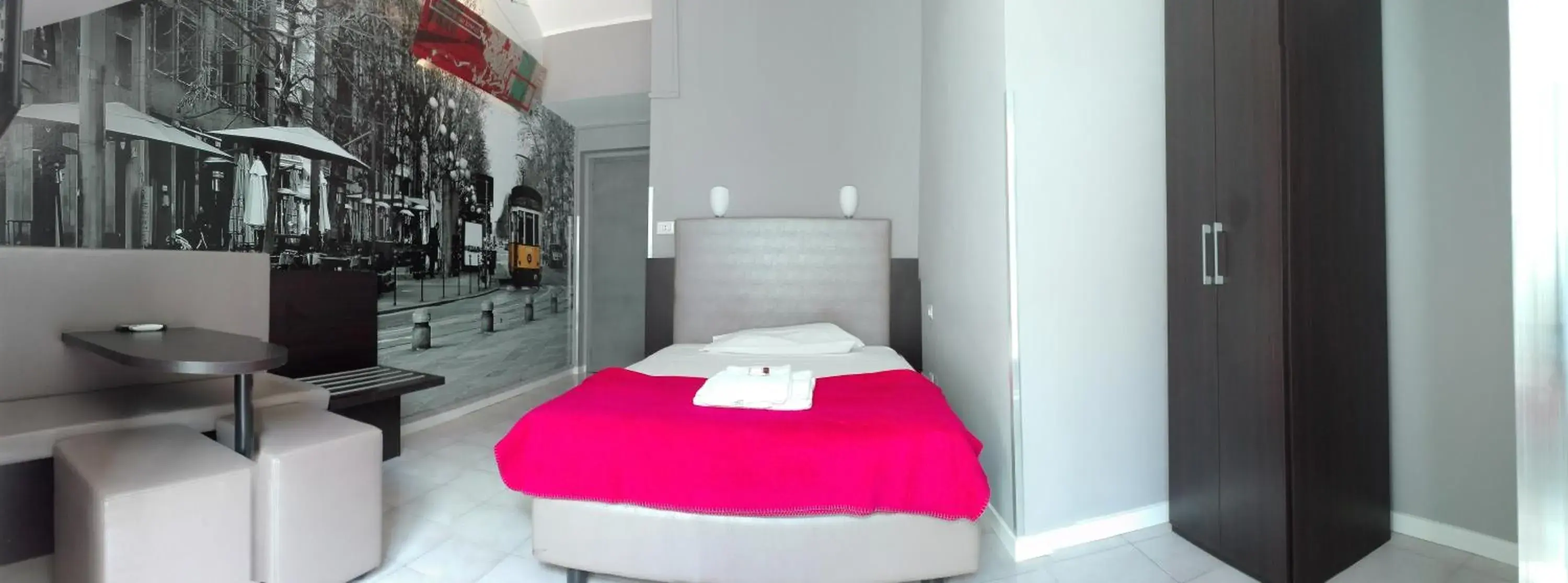 Bed in NEW GENERATION HOSTEL Navigli Milano Bed in NEW GENERATION HOSTEL Navigli Milano