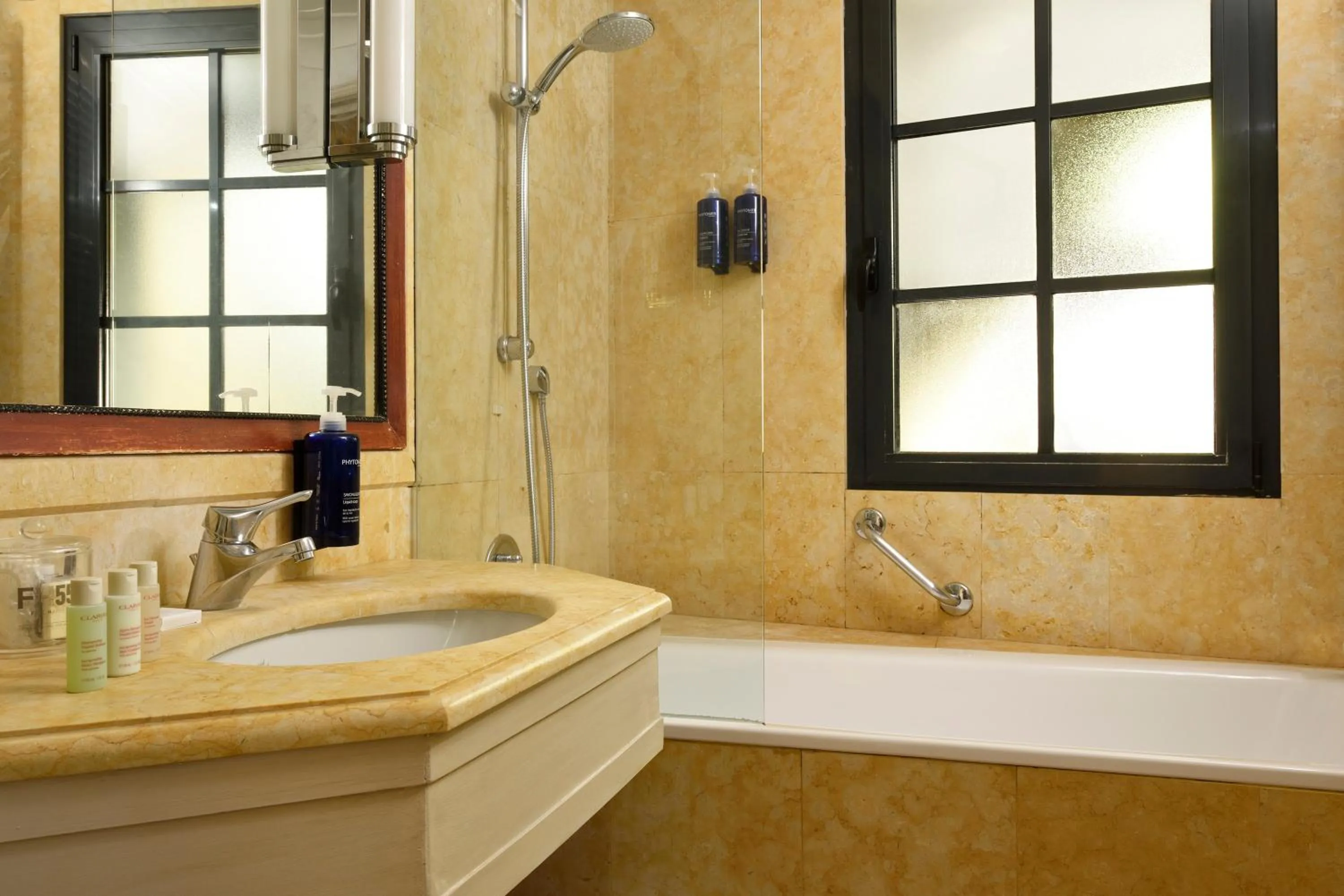 Bathroom in FH55 Hotel Villa Fiesole