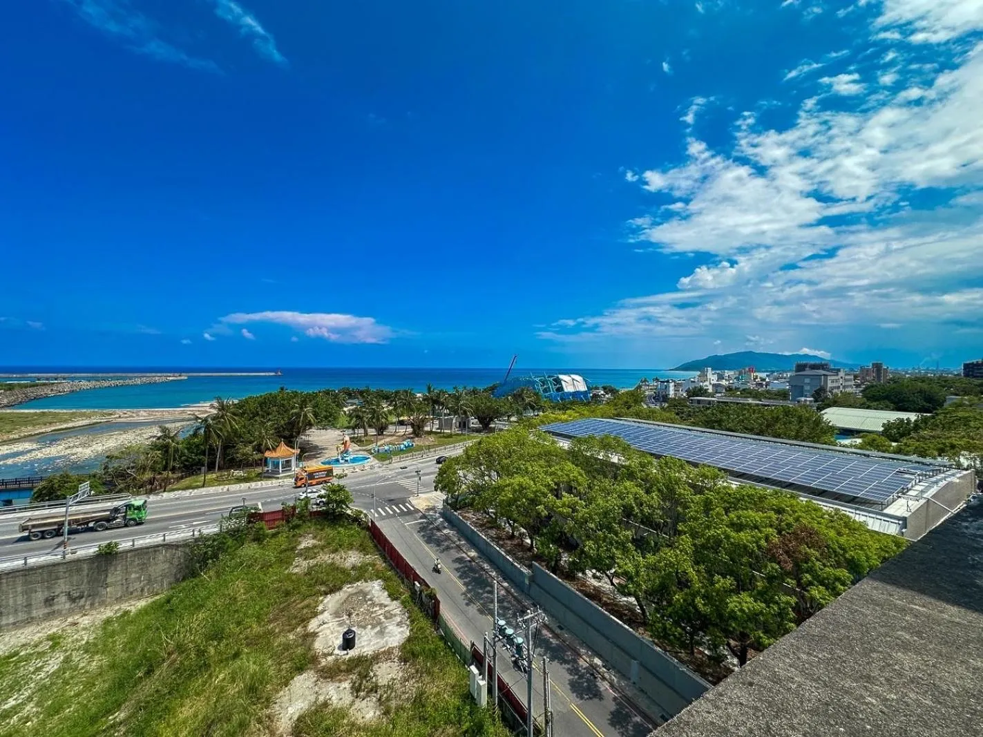 Day in Fair Tale Motel - Sea