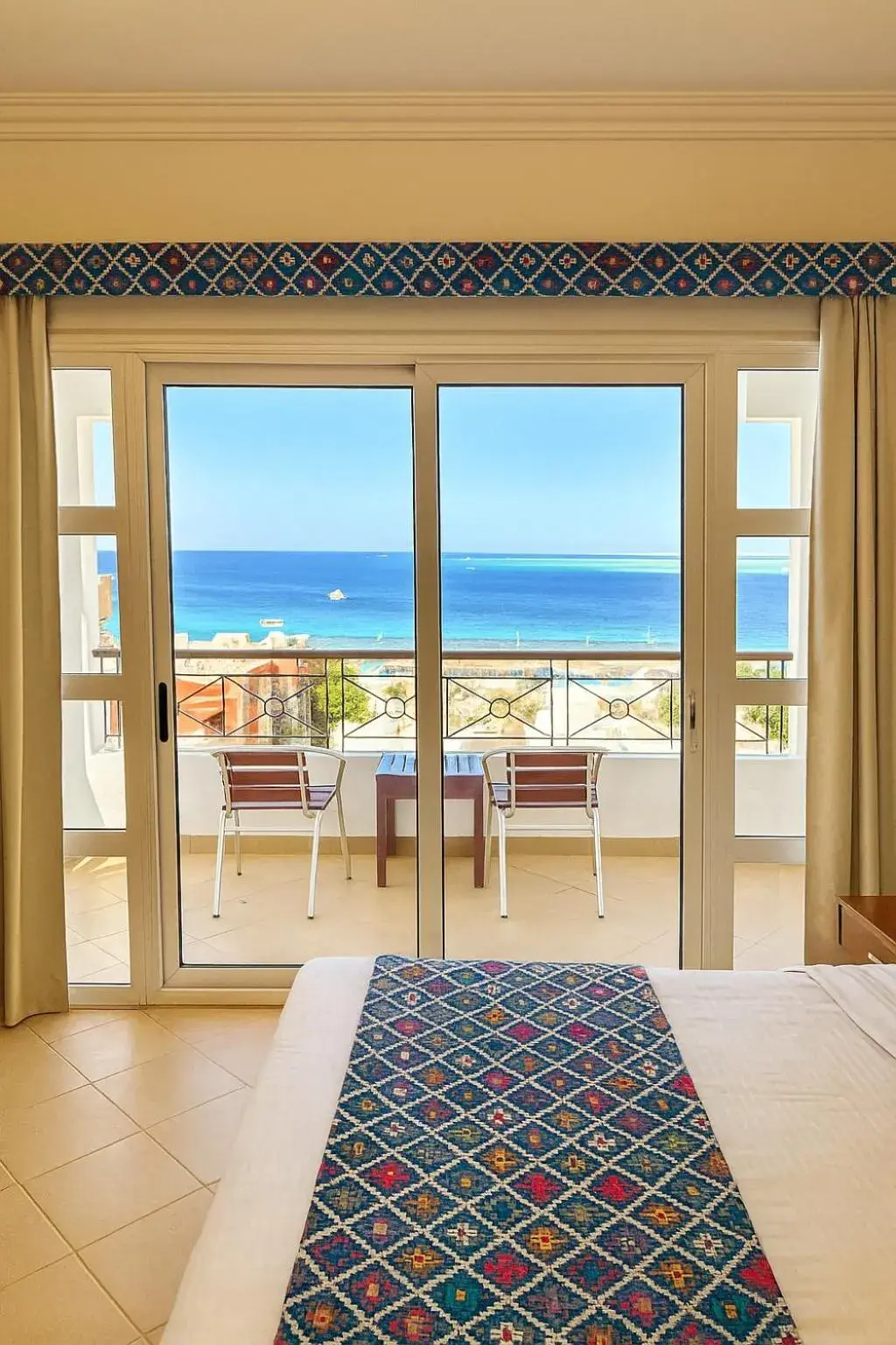 Superior Double Room in Swiss Wellness Dive Resort Superior Double Room in Swiss Wellness Dive Resort