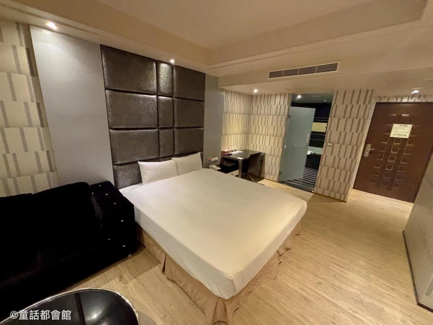 Bed in Fairy Tale City Motel