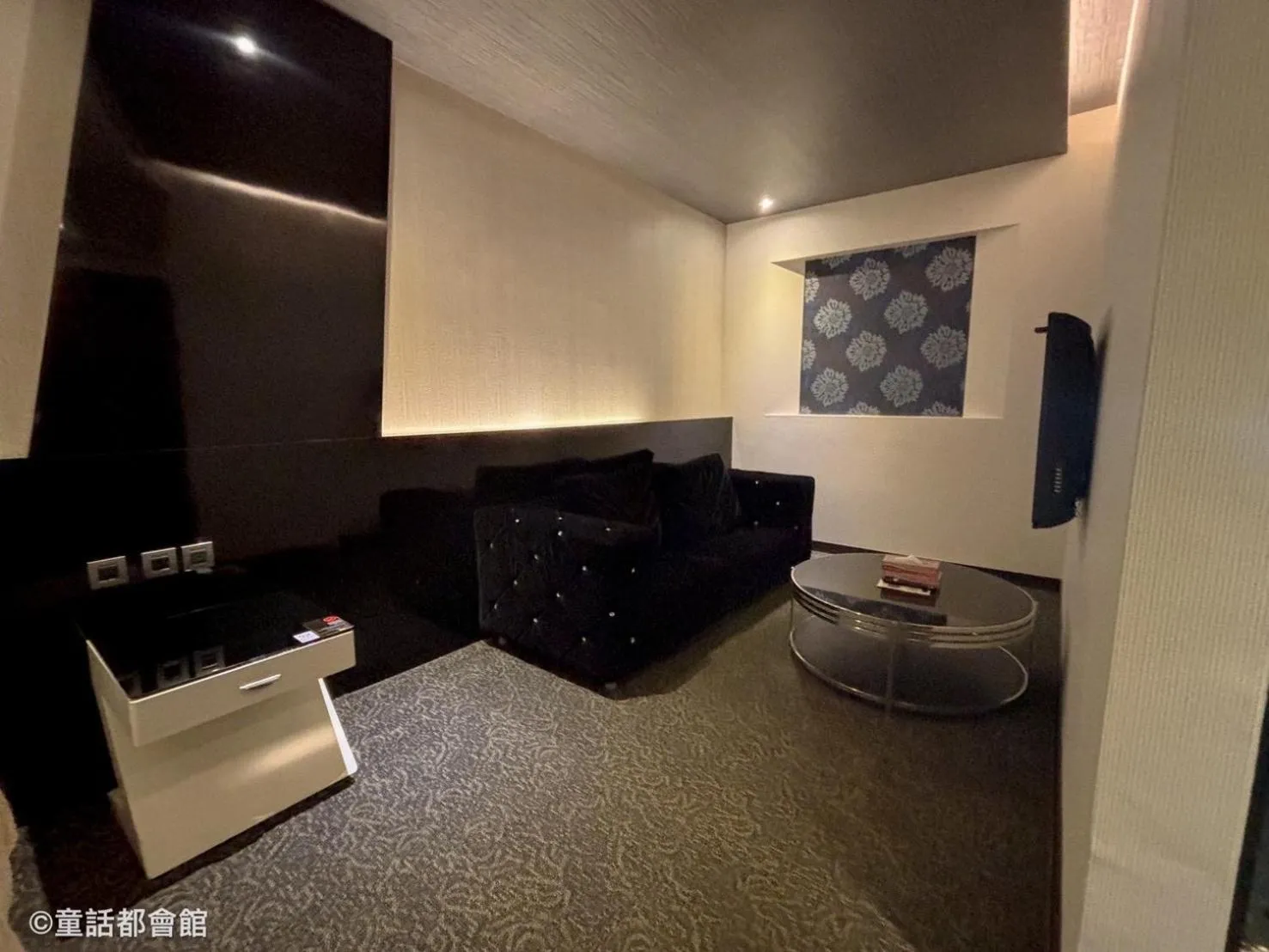 TV and multimedia in Fairy Tale City Motel