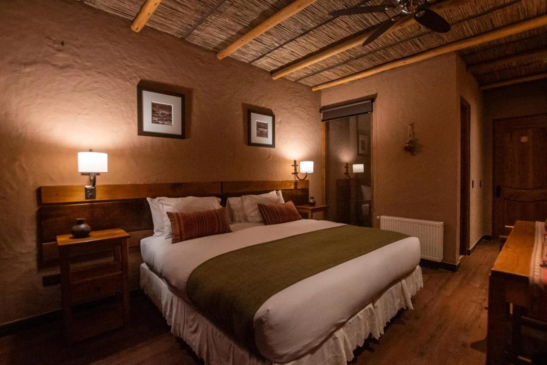 Bedroom, Bed in Hotel Pascual Andino