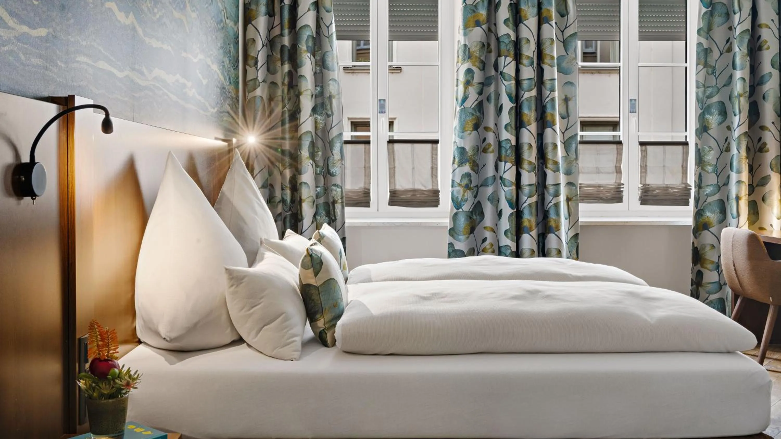 Bed in Hotel Deutsche Eiche