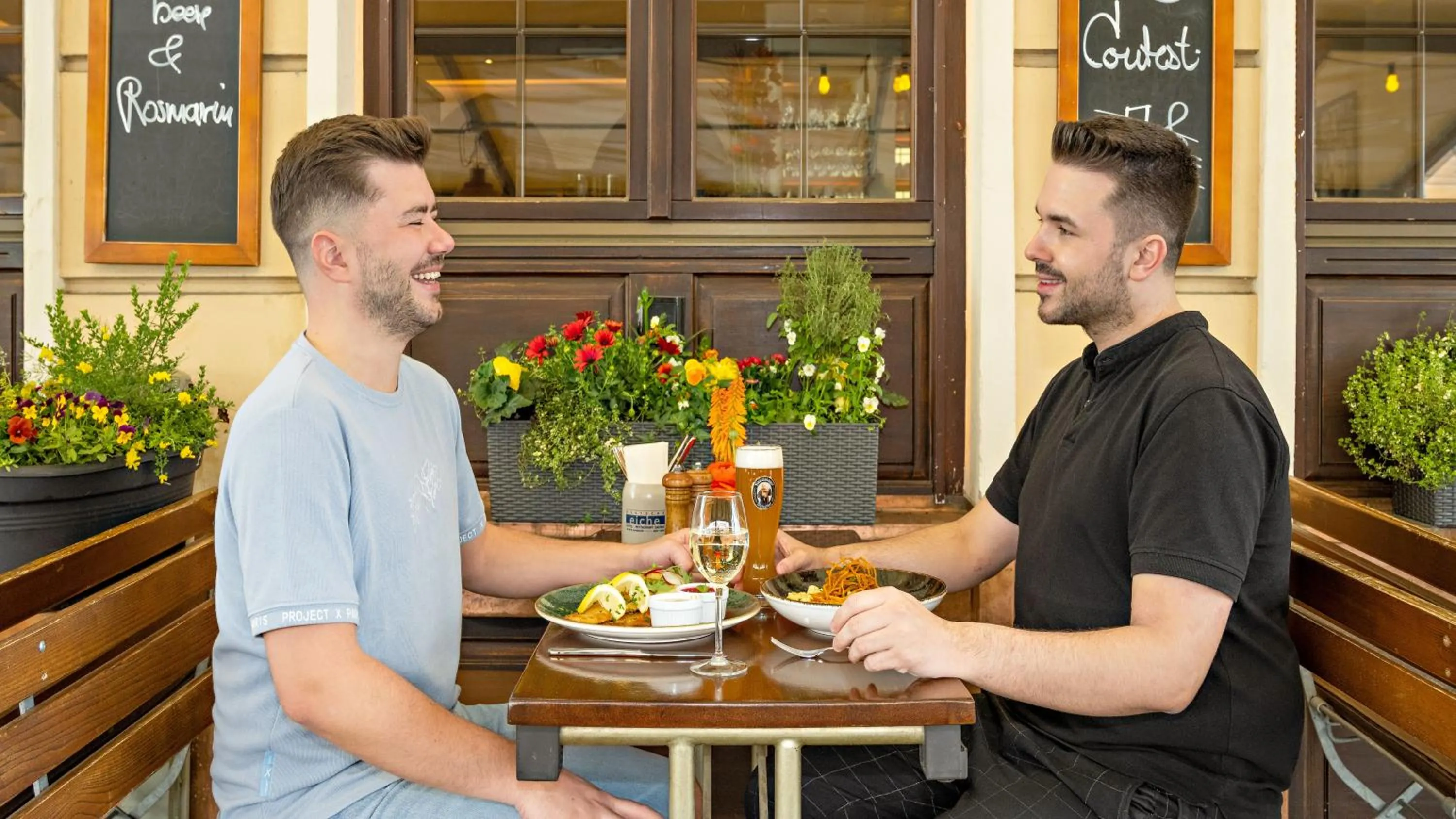 Restaurant/places to eat in Hotel Deutsche Eiche