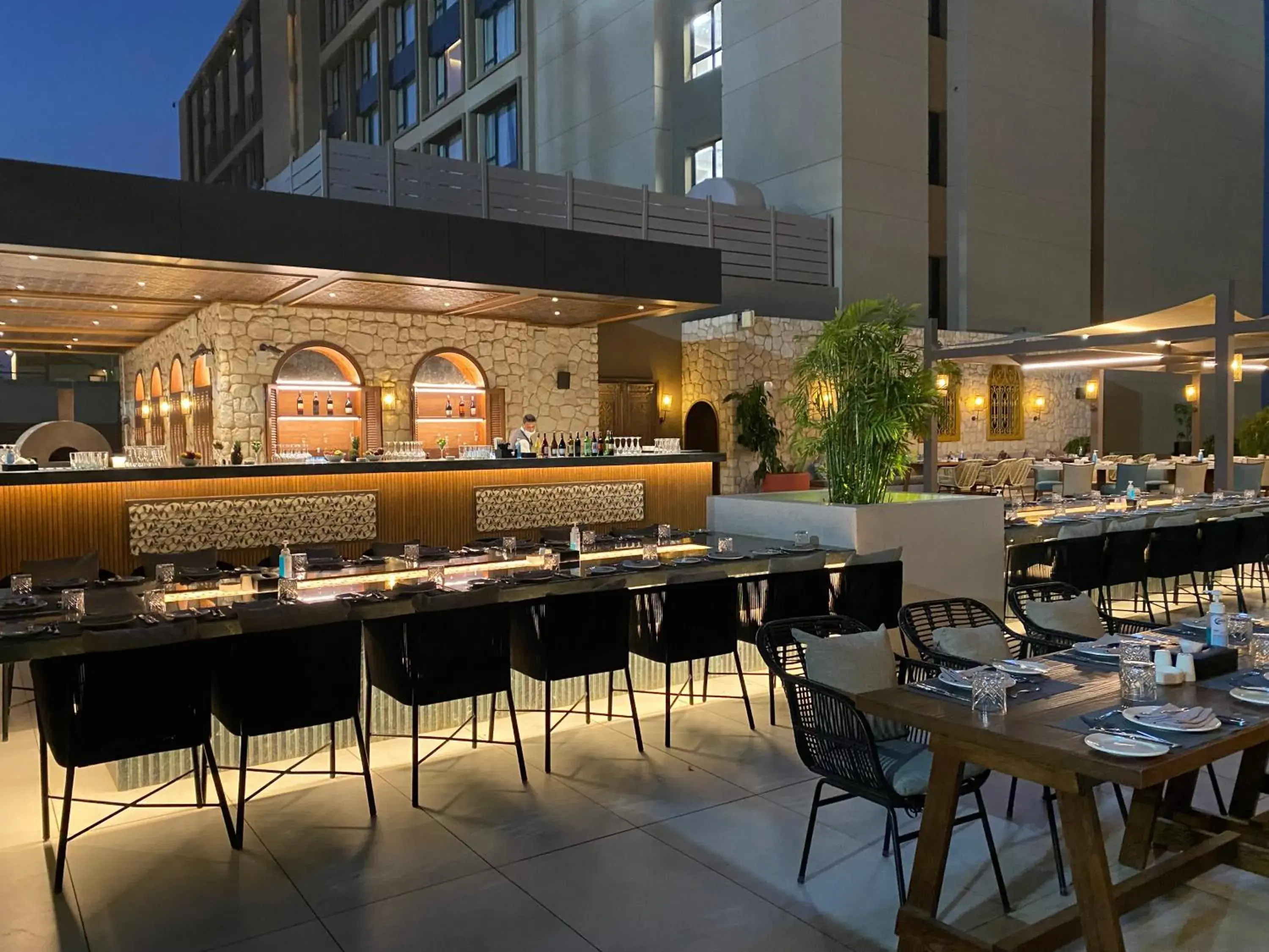 Restaurant/places to eat in Crowne Plaza - West Cairo Arkan by IHG Restaurant/places to eat in Crowne Plaza - West Cairo Arkan by IHG