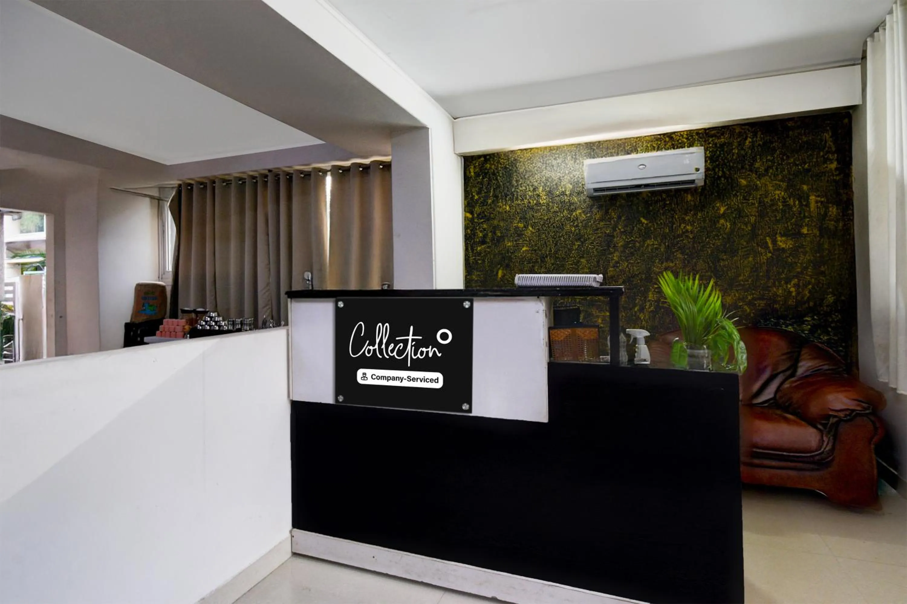 Lobby or reception in Super Collection O Atlas DLF Formerly Hillside